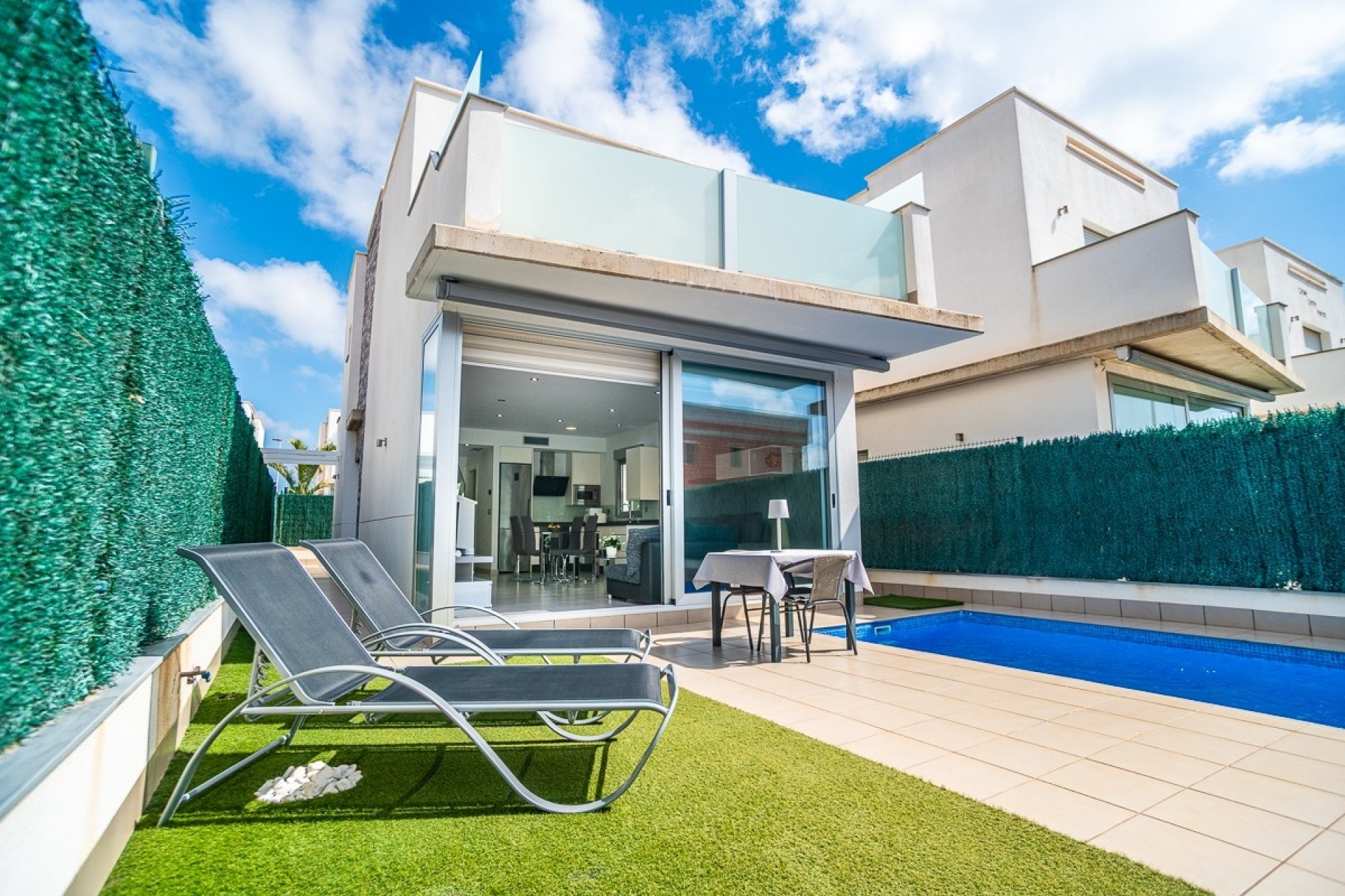 Resale - Villa -
SAN PEDRO DEL PINATAR - Lo Pagan
