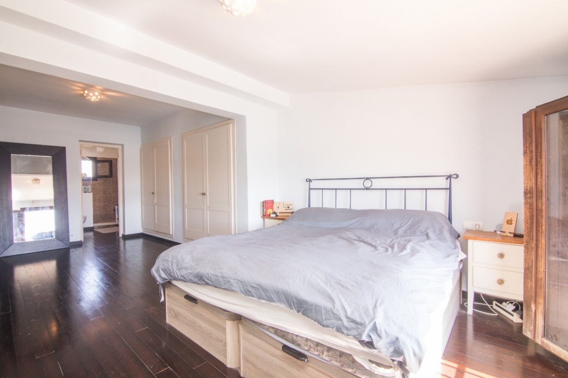 Resale - Villa -
Santa Pola