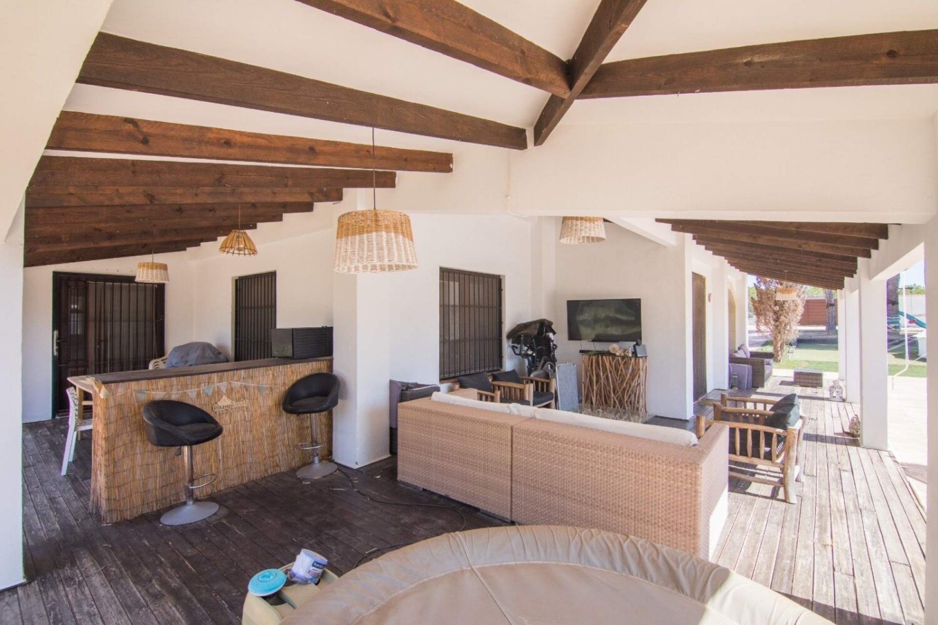 Resale - Villa -
Santa Pola