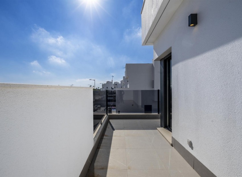 Resale - Villa -
Santa Rosalia Lake and Life Resort