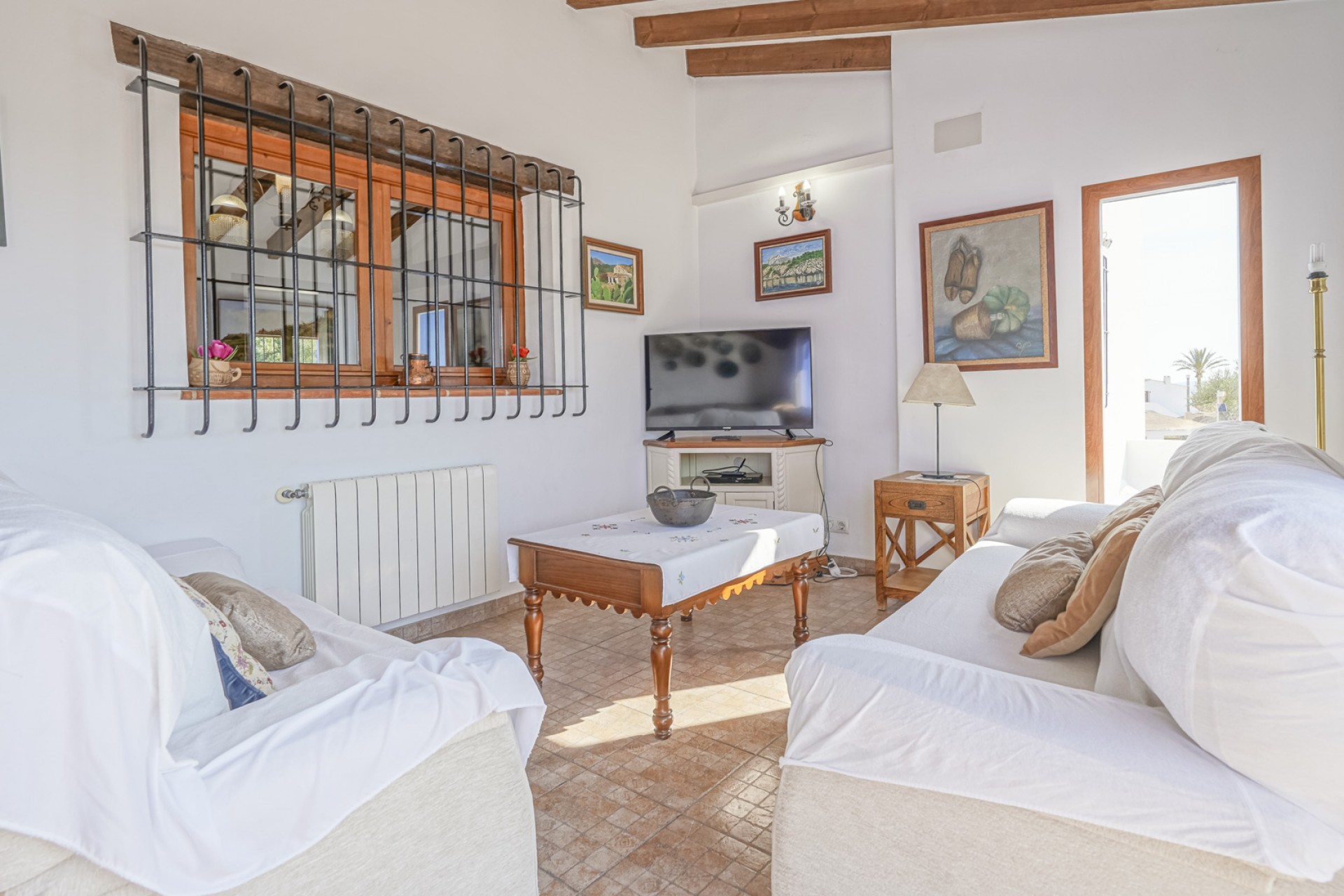 Resale - Villa -
Teulada - La Fustera