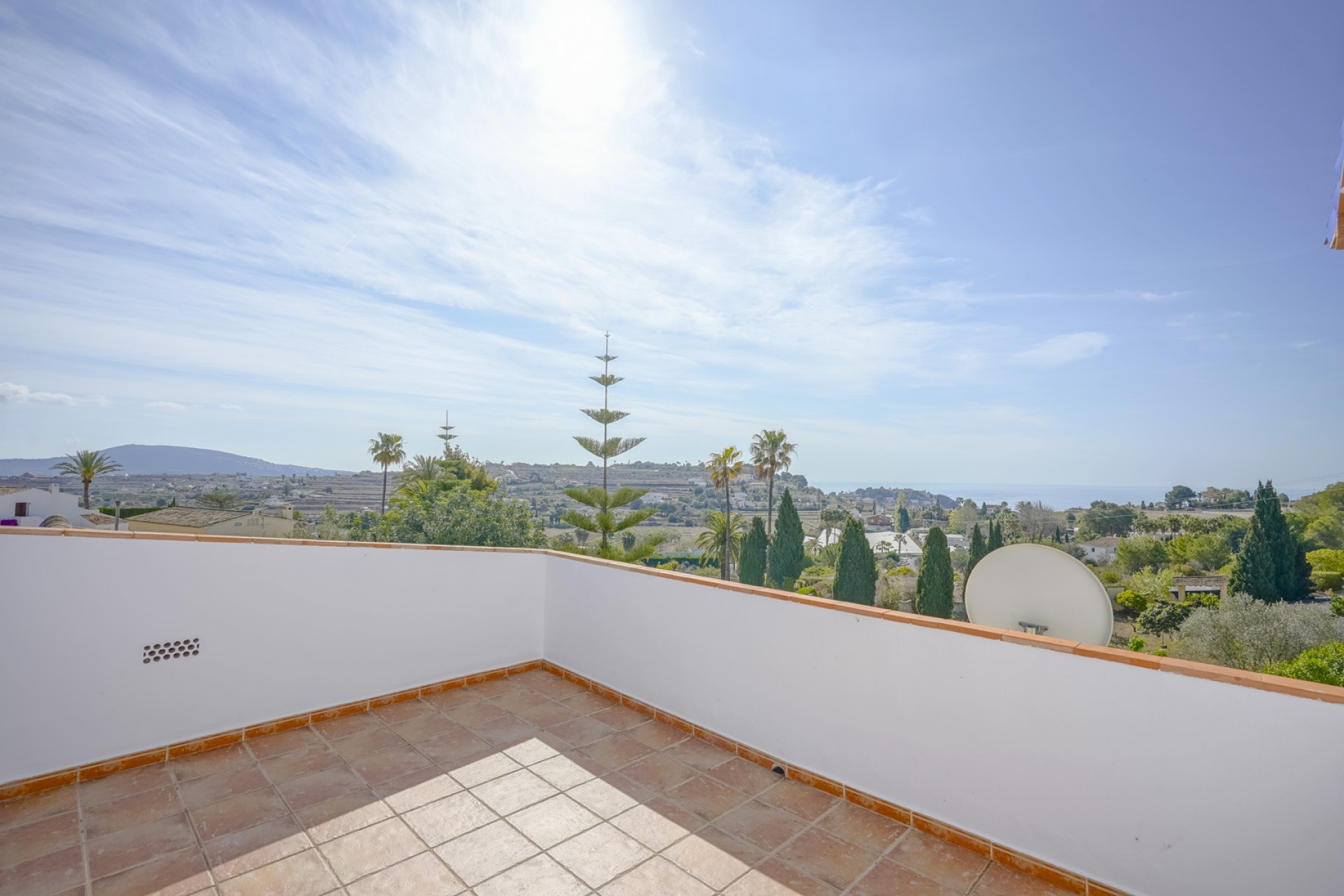 Resale - Villa -
Teulada - La Fustera