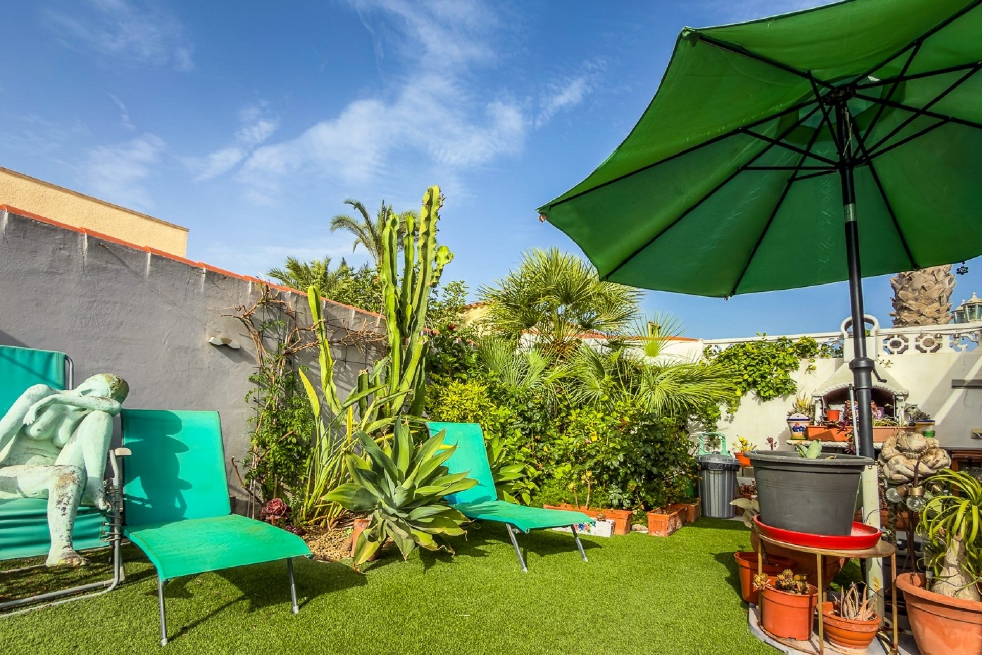 Resale - Villa -
TORREVIEJA - Torreta - Florida