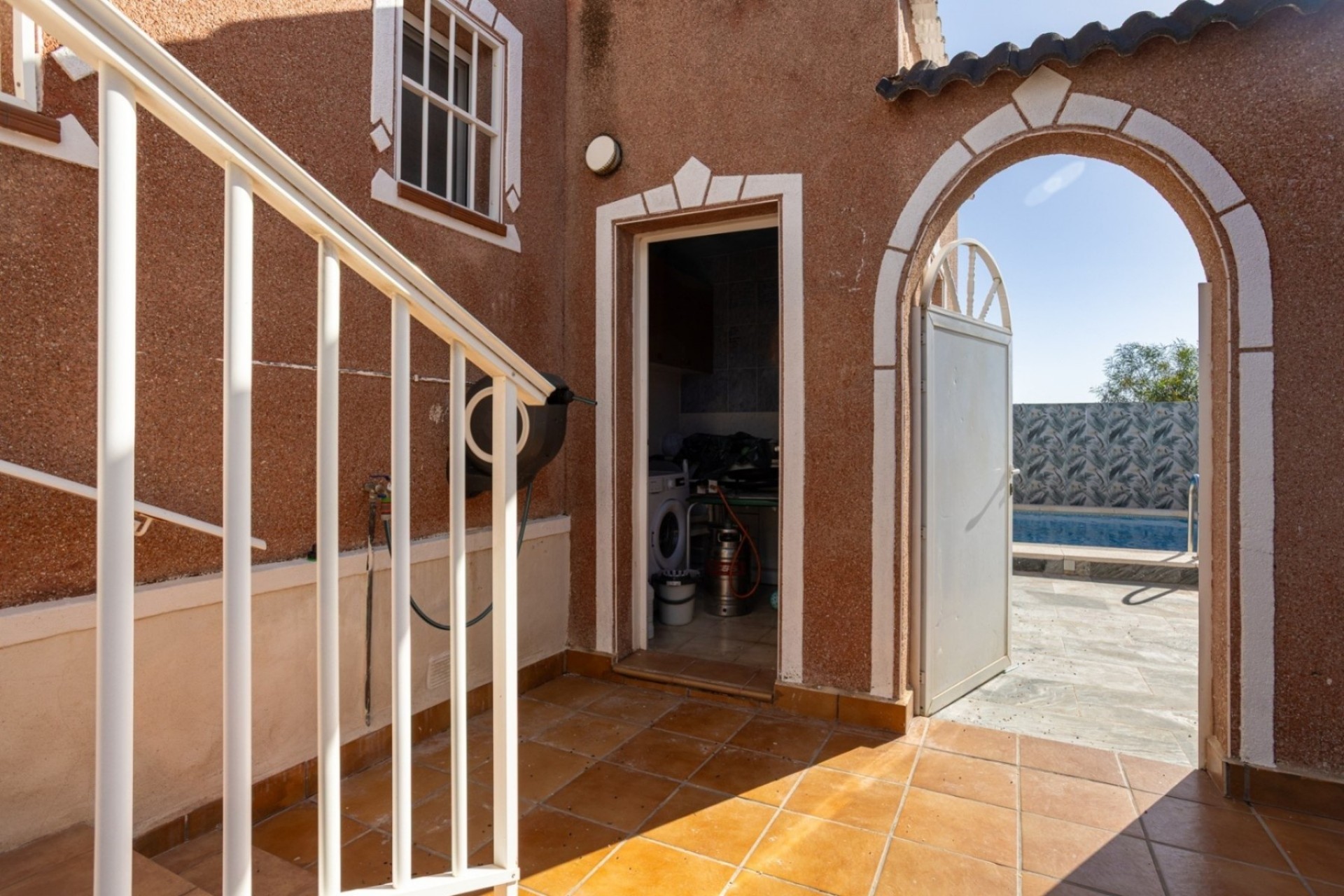 Resale - Villa -
Torrevieja