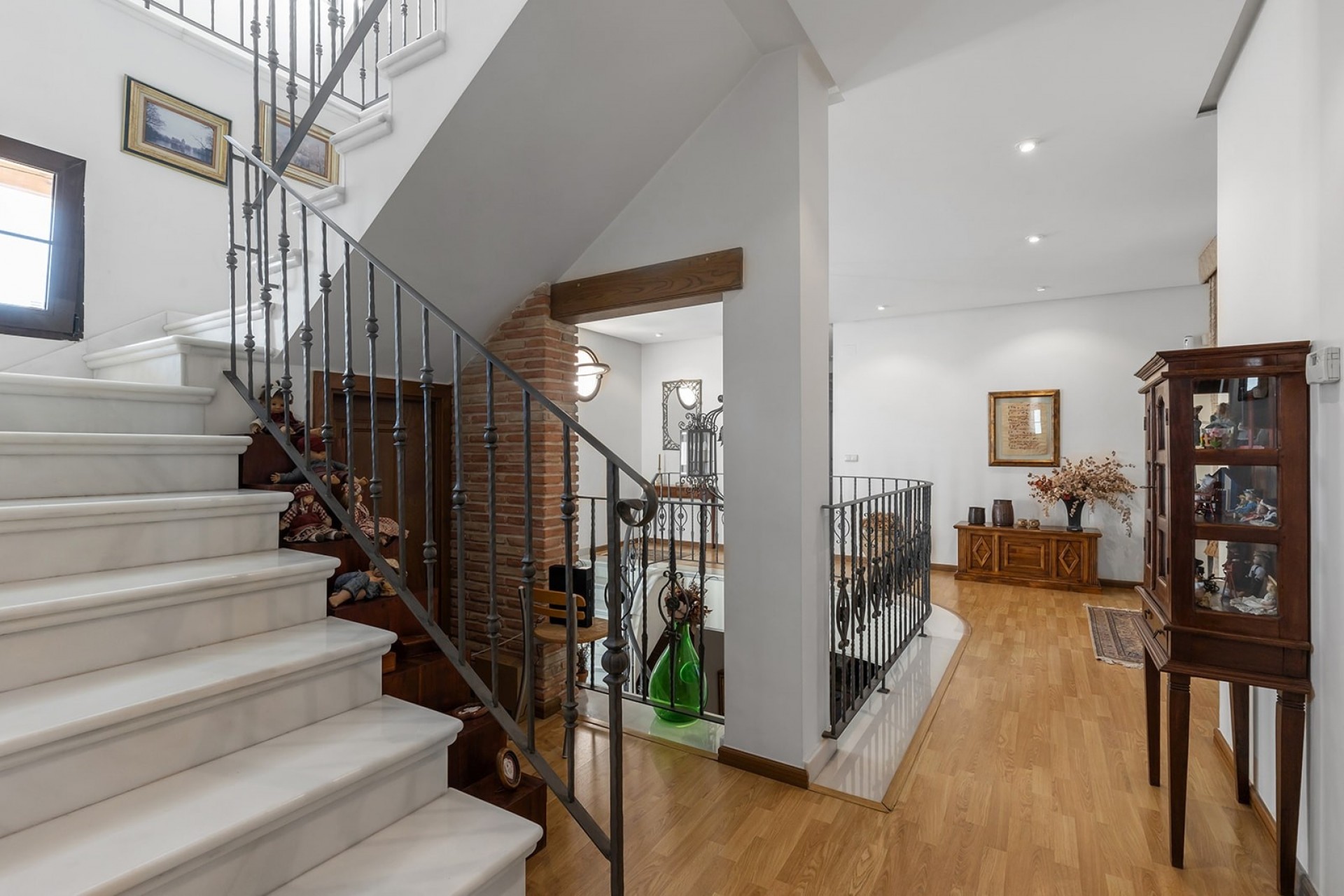 Resale - Villa -
Torrevieja