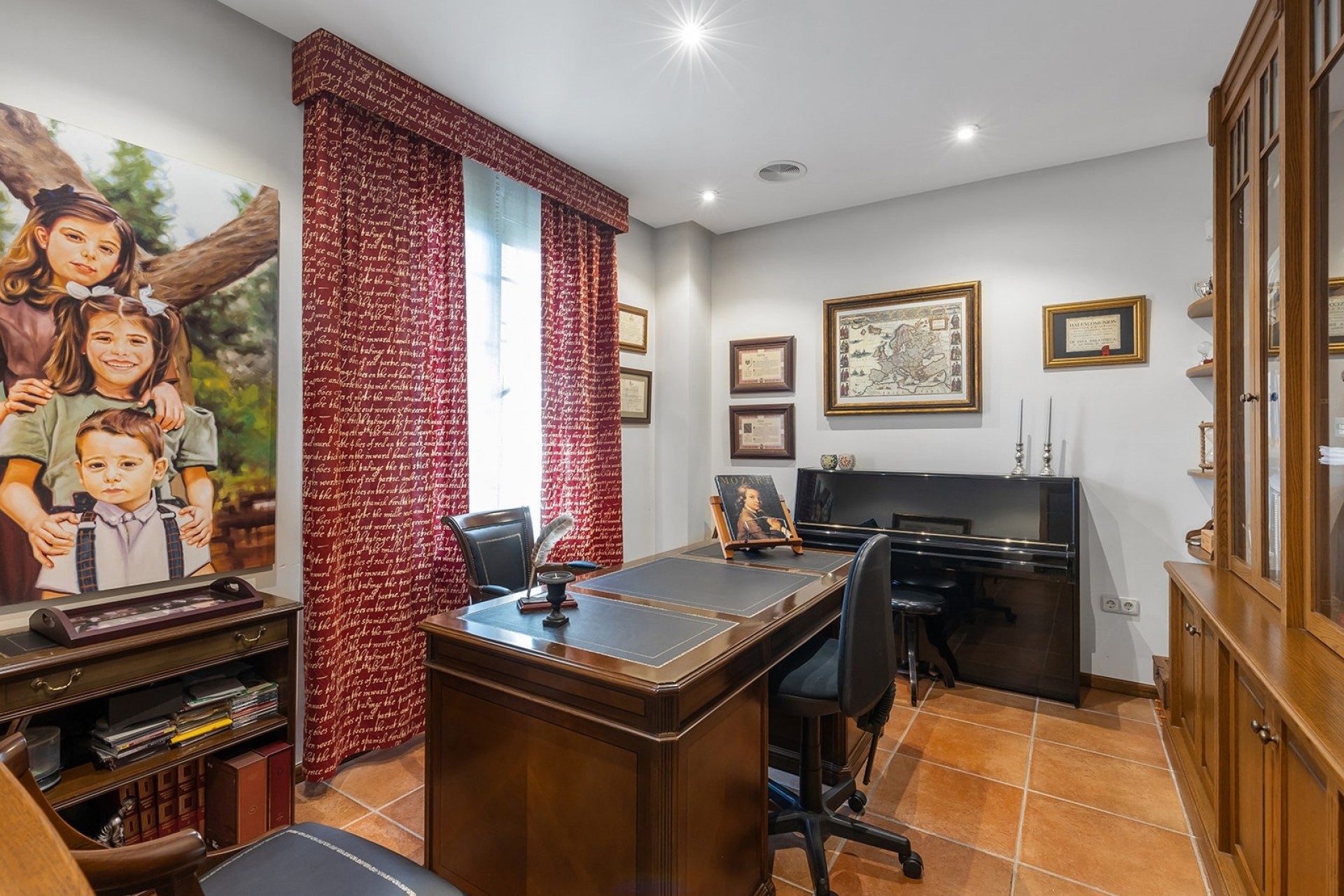 Resale - Villa -
Torrevieja