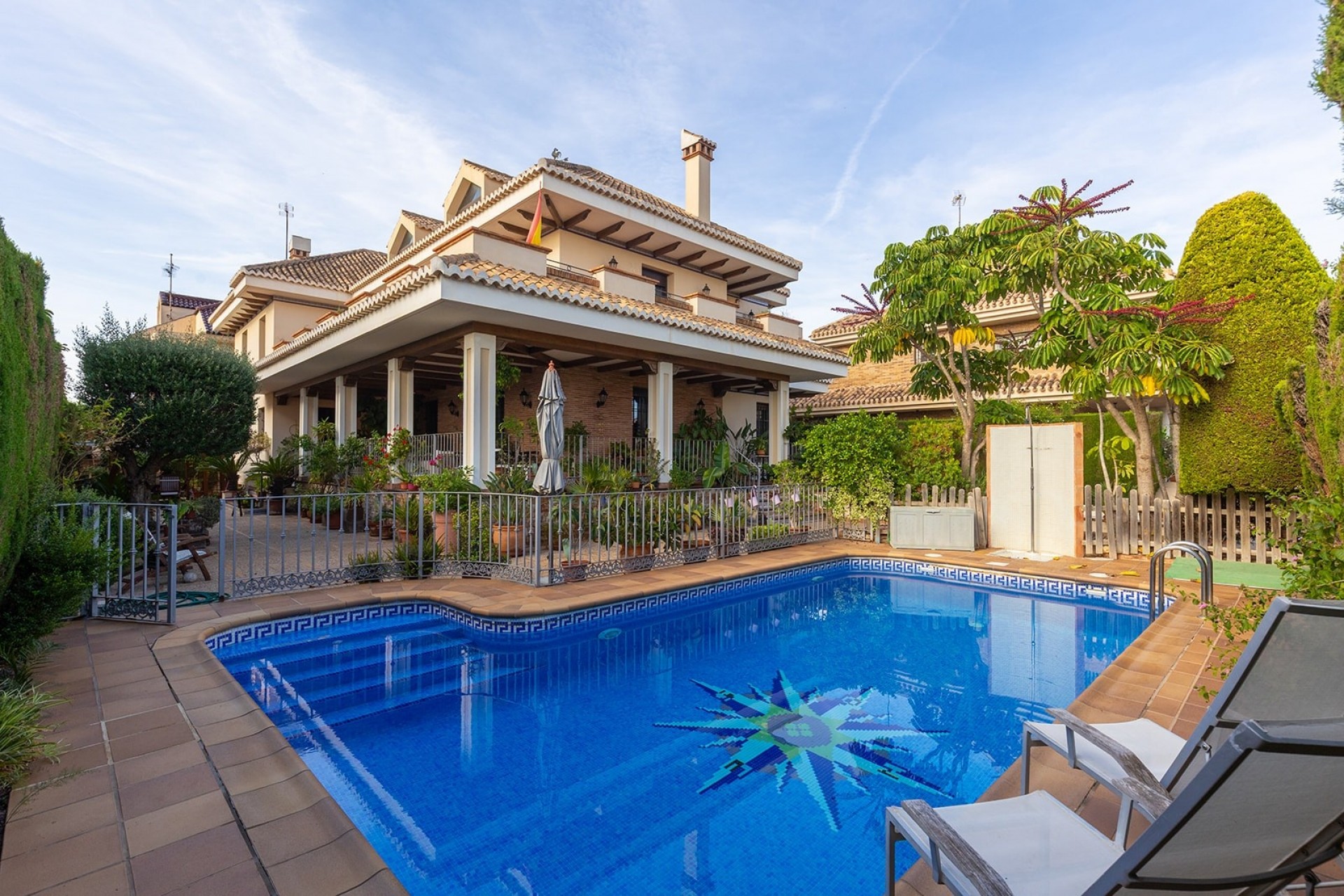 Resale - Villa -
Torrevieja