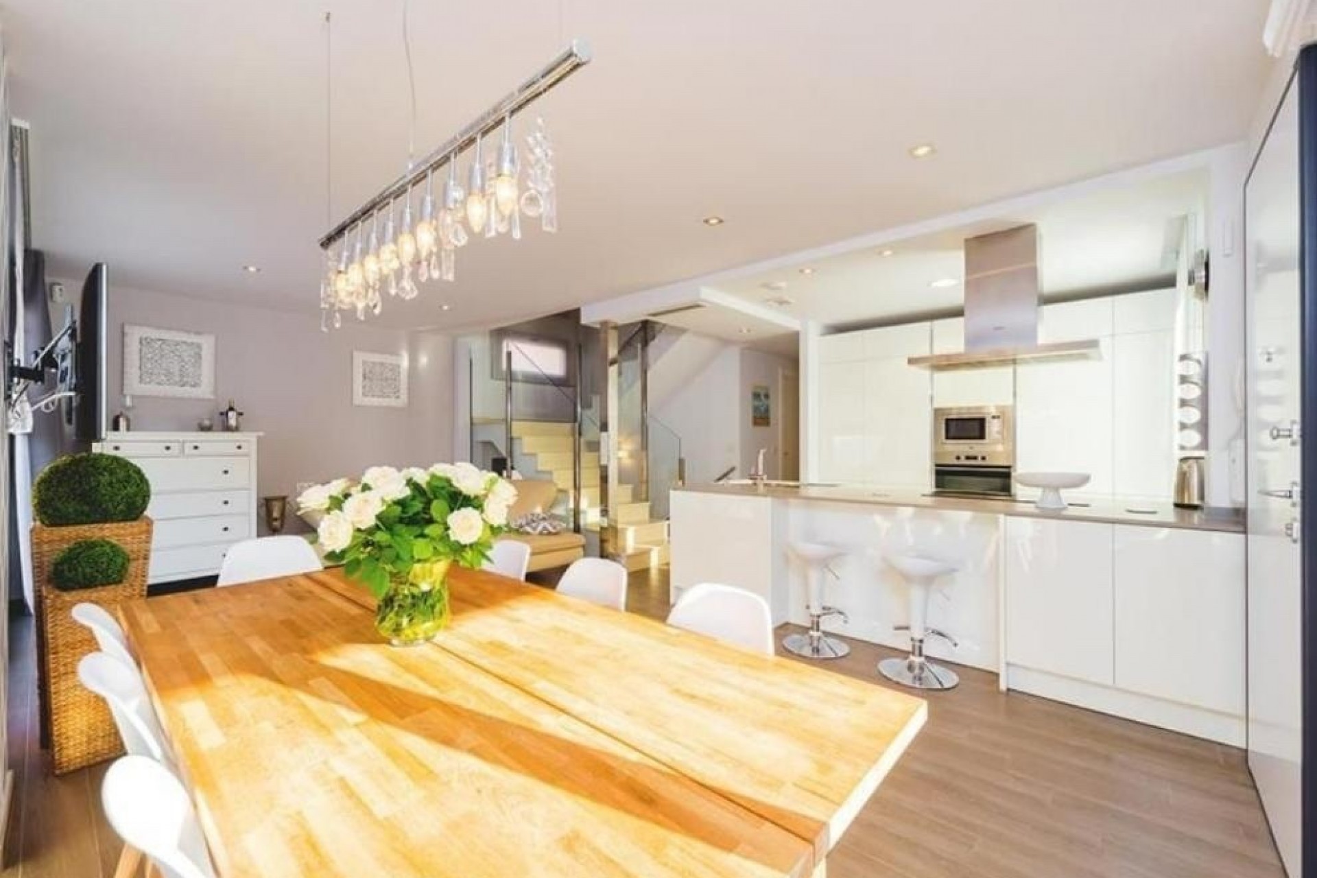 Resale - Villa -
Torrevieja