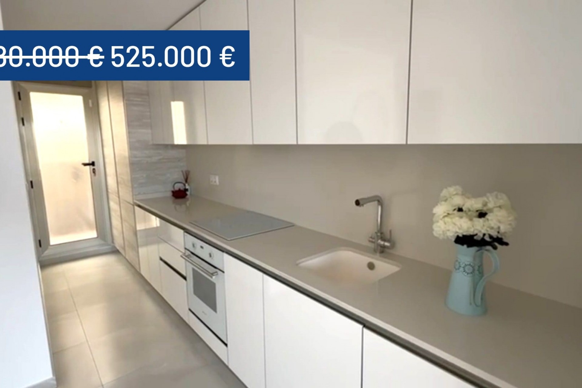 Resale - Villa -
Villamartin