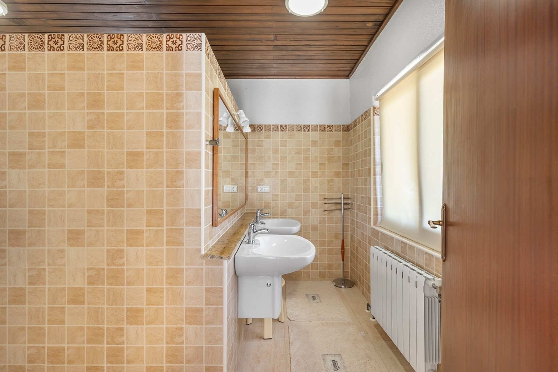 Resale - Villa -
Villamartin