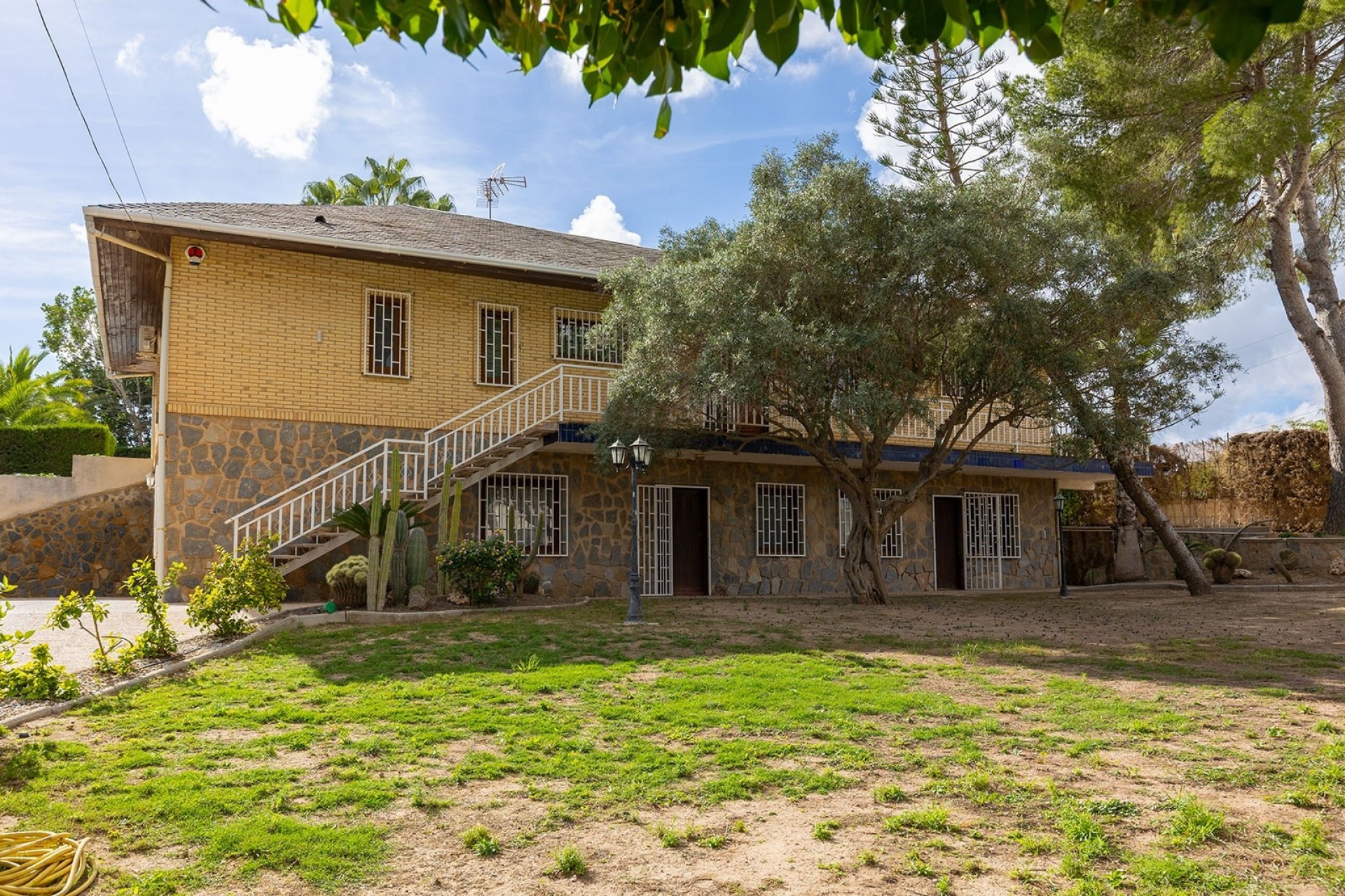 Resale - Villa -
Villamartin