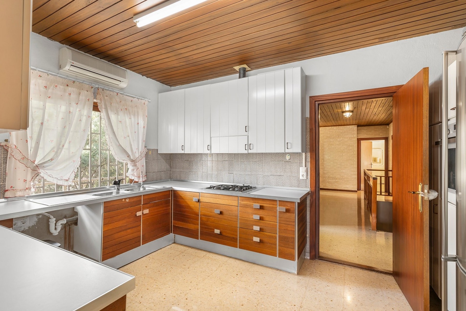 Resale - Villa -
Villamartin