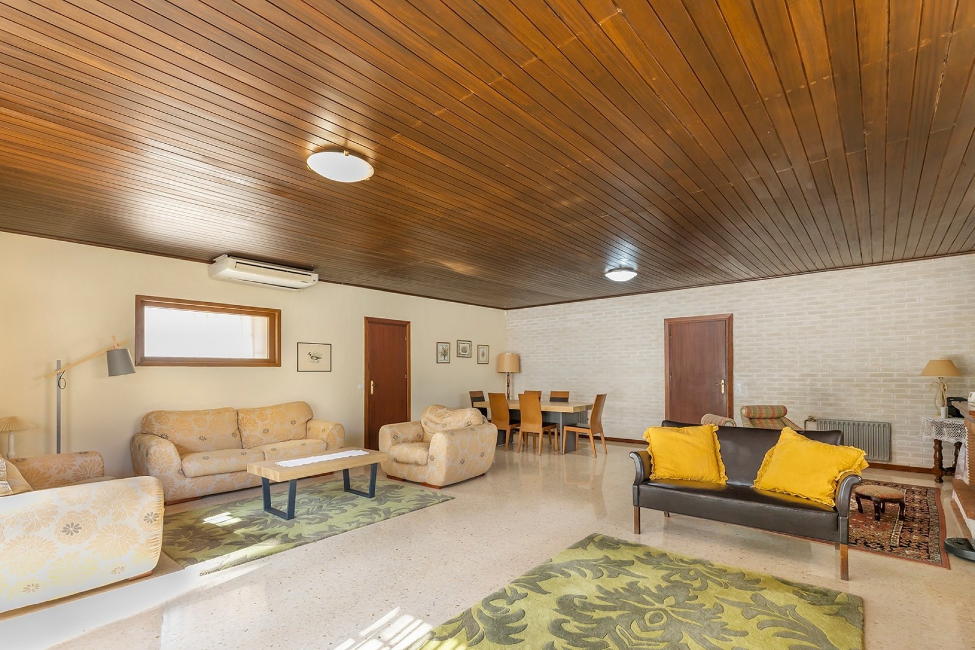 Resale - Villa -
Villamartin