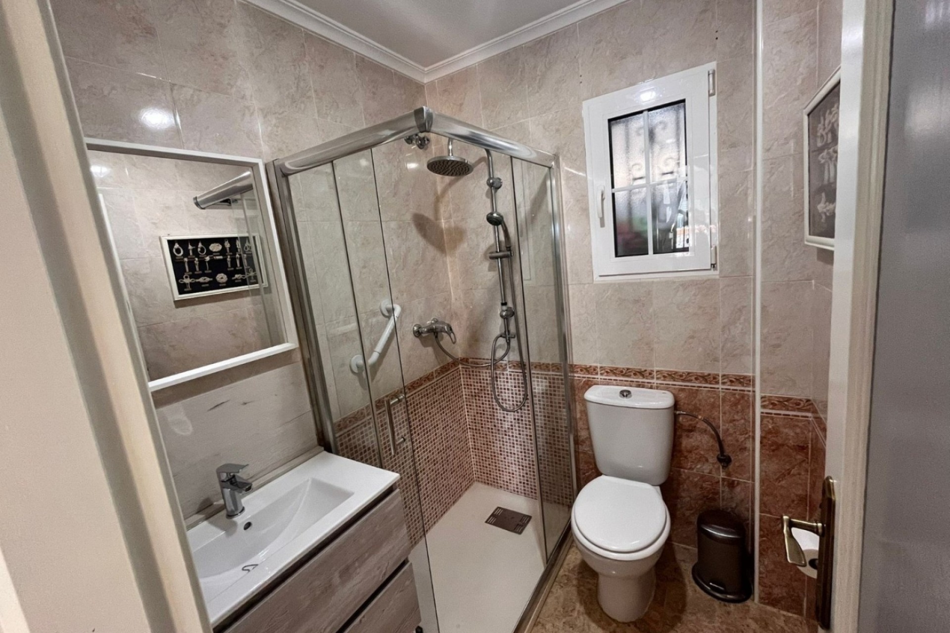 Resale - Villa -
Villamartin