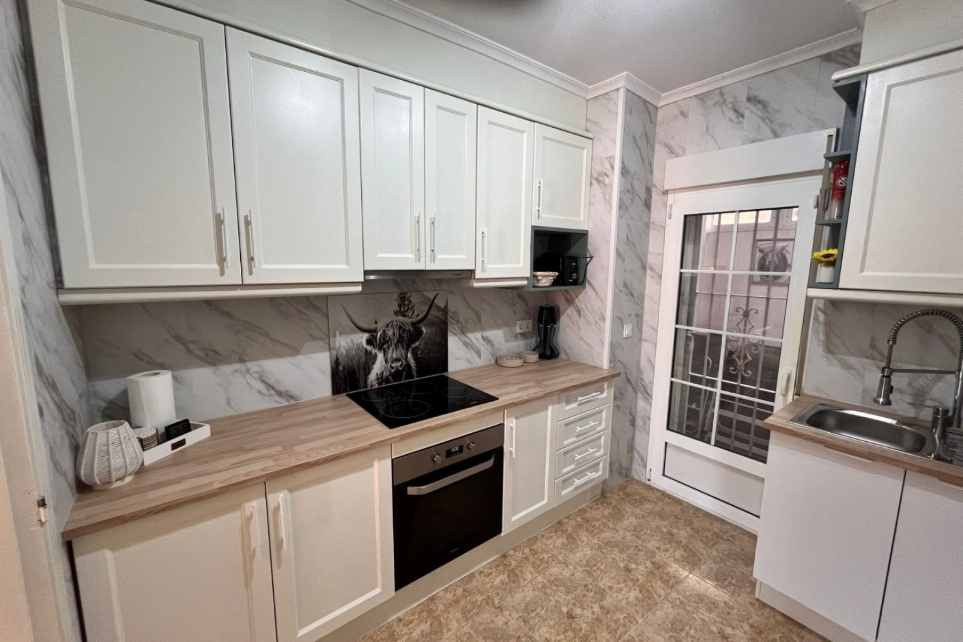 Resale - Villa -
Villamartin