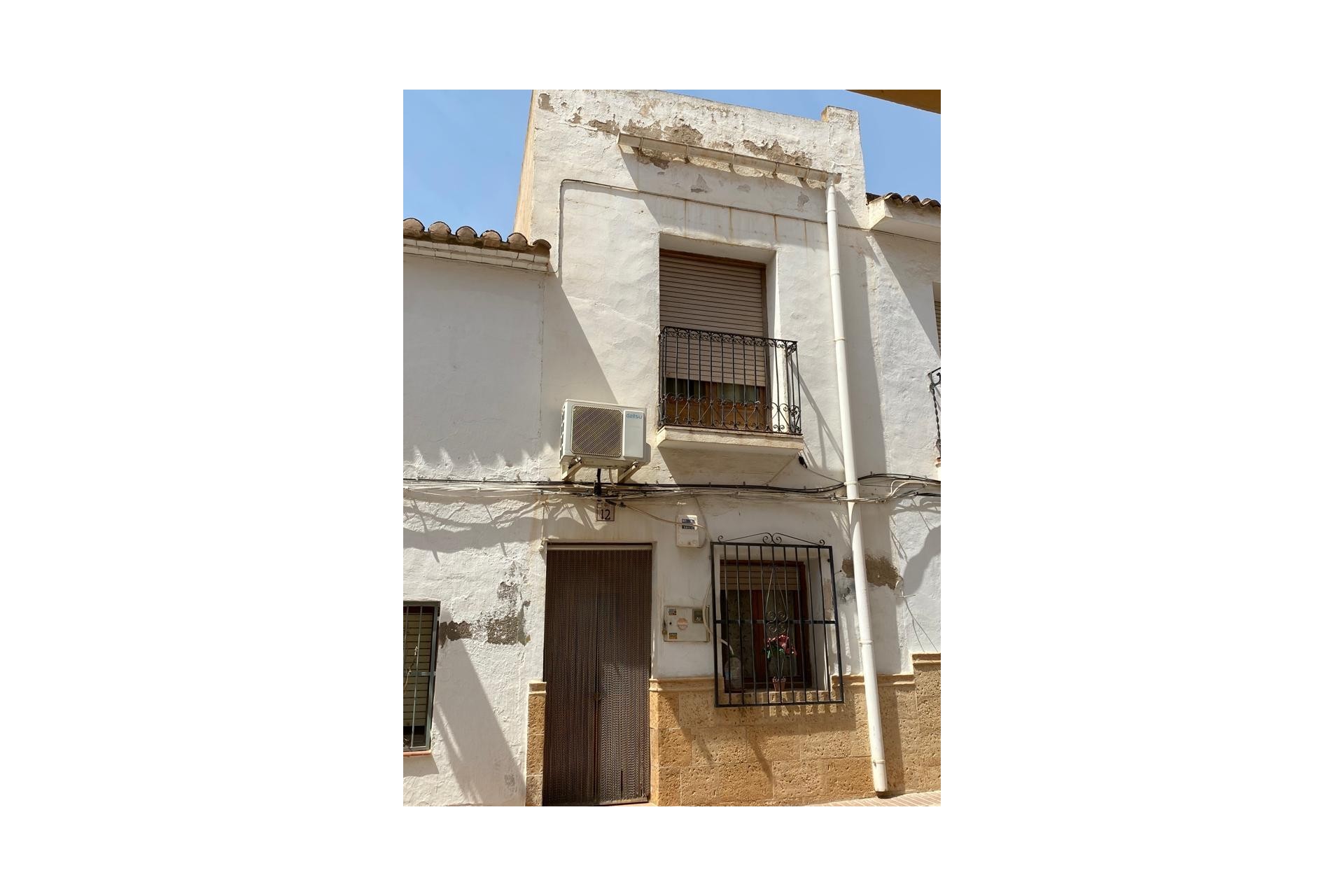 Reventa - Adosado -
Alfas del Pí