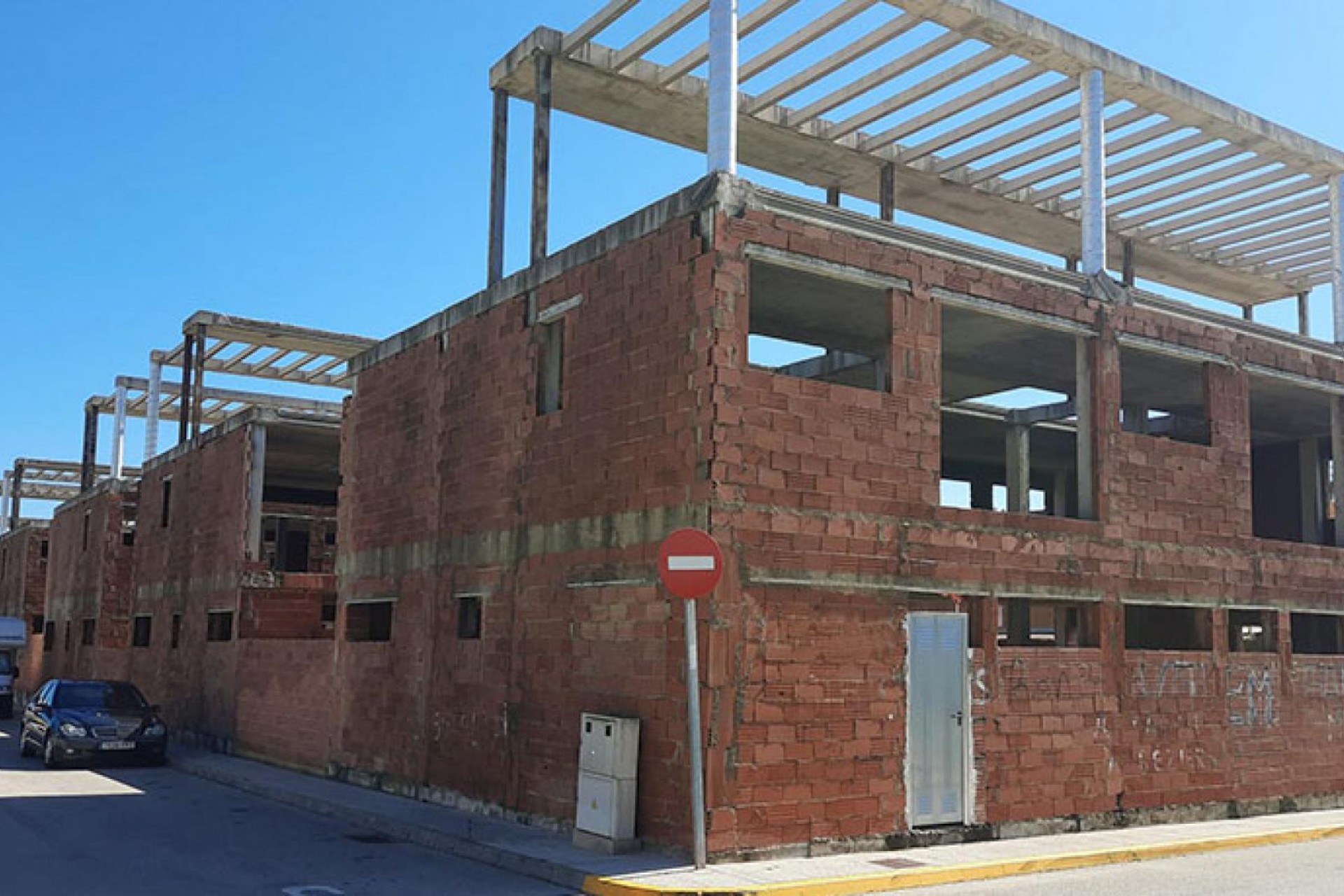 Reventa - Adosado -
Denia