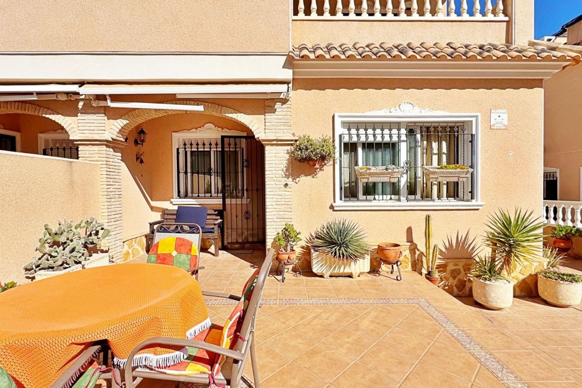 Reventa - Adosado -
Orihuela Costa - Villamartín