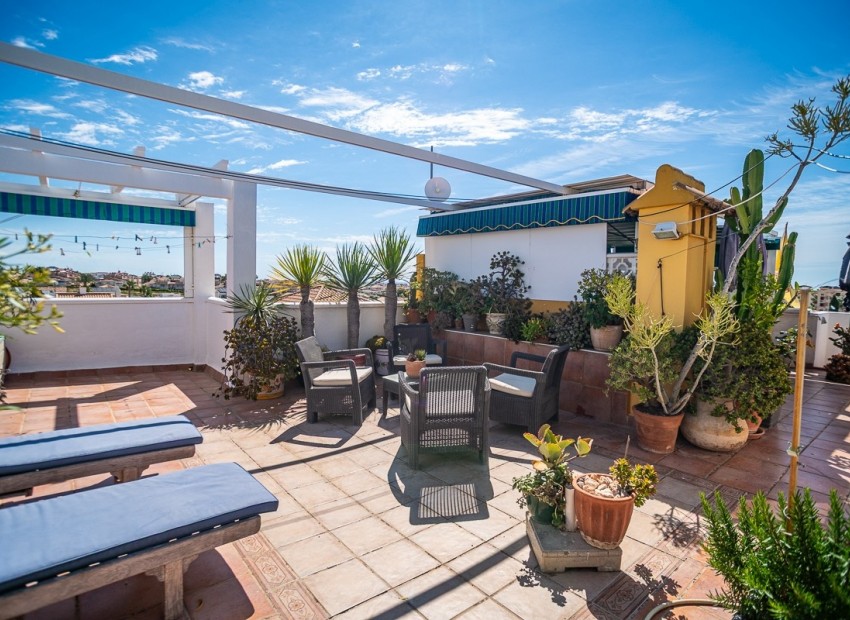 Reventa - Apartamento -
ALICANTE - La Florida