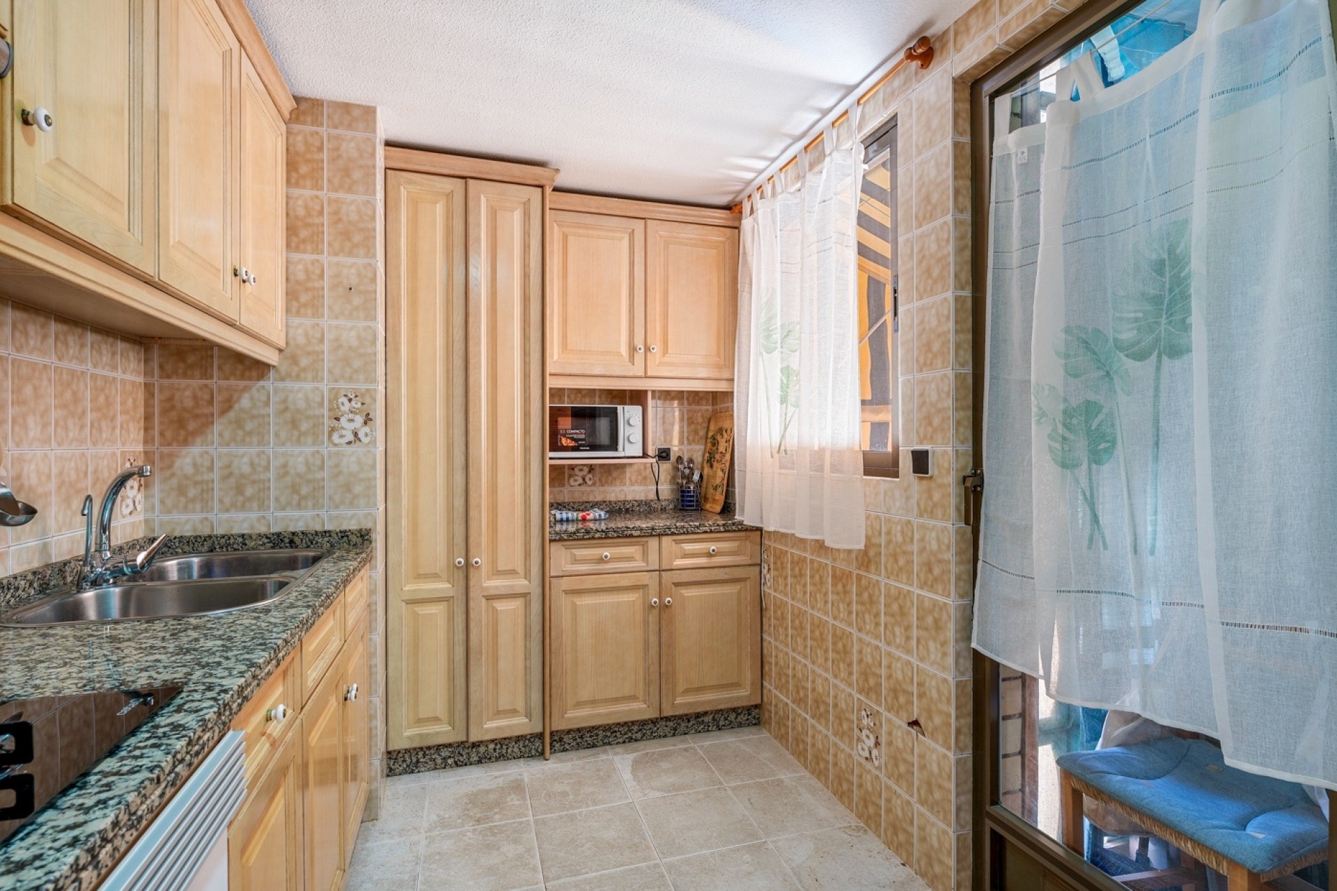 Reventa - Apartamento -
Arenales del Sol - Segunda linea playa