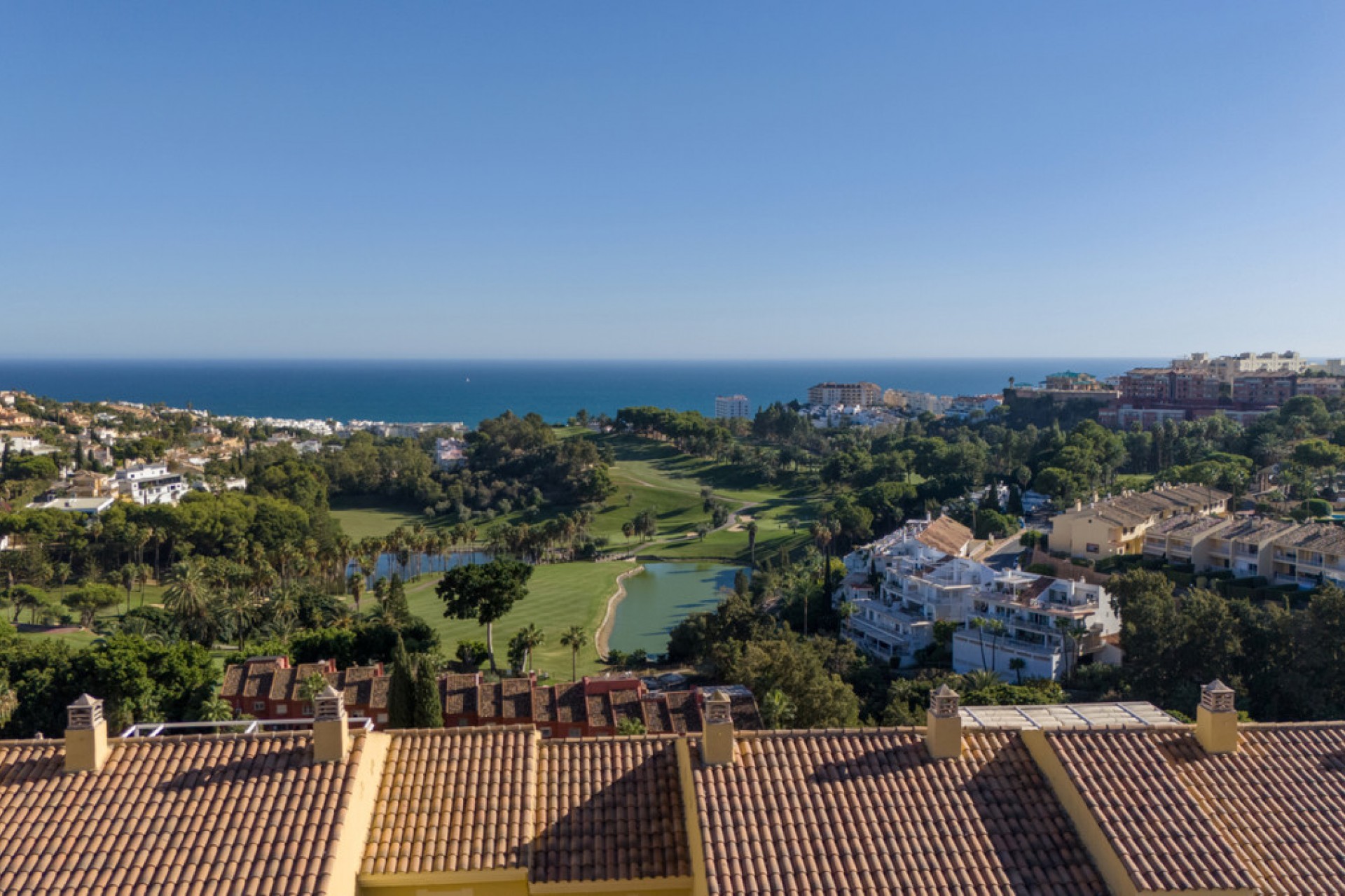 Reventa - Apartamento -
Benalmadena