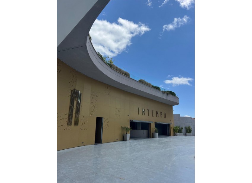Reventa - Apartamento -
Benidorm - Playa Poniente