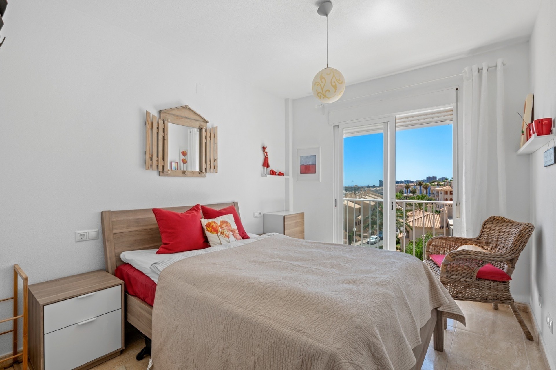 Reventa - Apartamento -
Cabo Roig