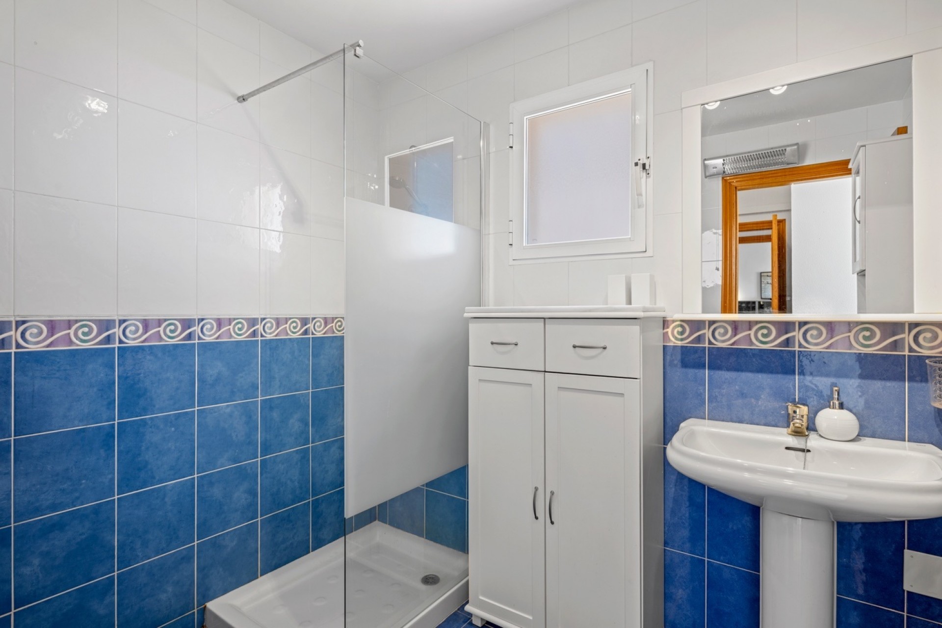 Reventa - Apartamento -
Cabo Roig