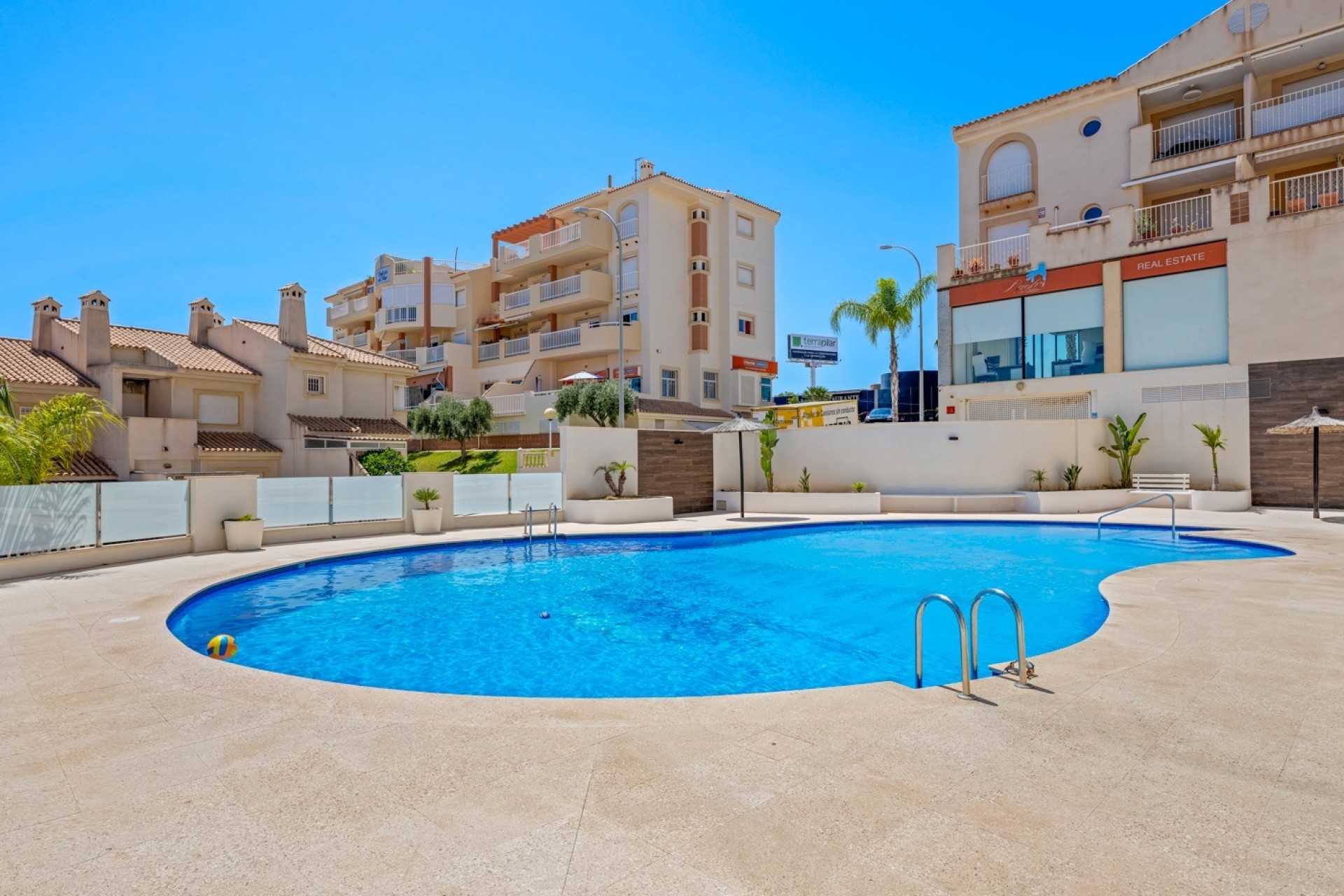 Reventa - Apartamento -
Cabo Roig