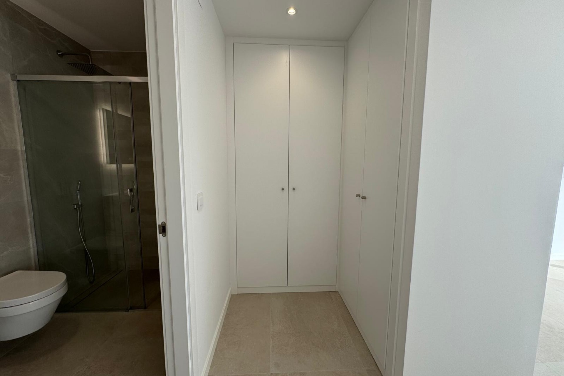 Reventa - Apartamento -
Finestrat