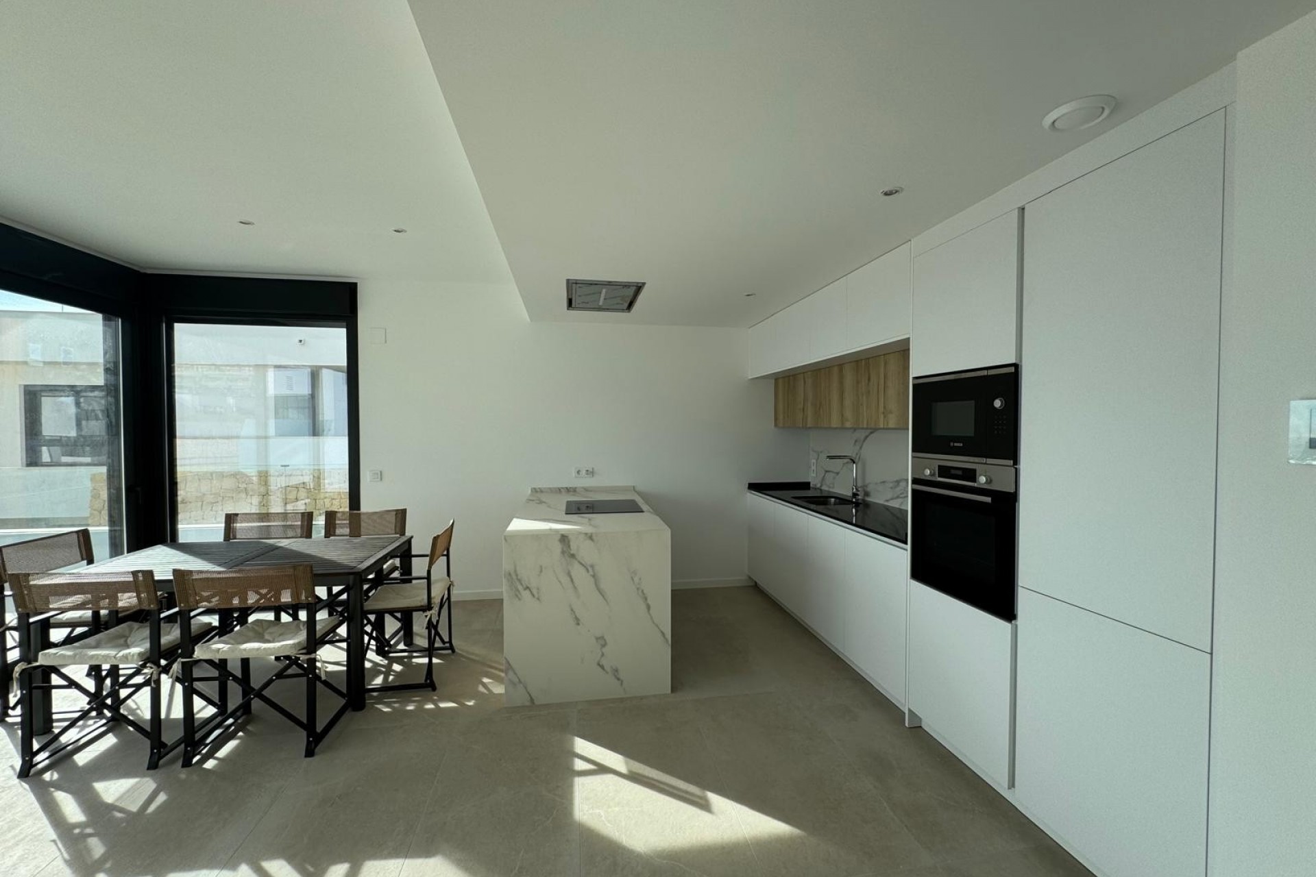 Reventa - Apartamento -
Finestrat