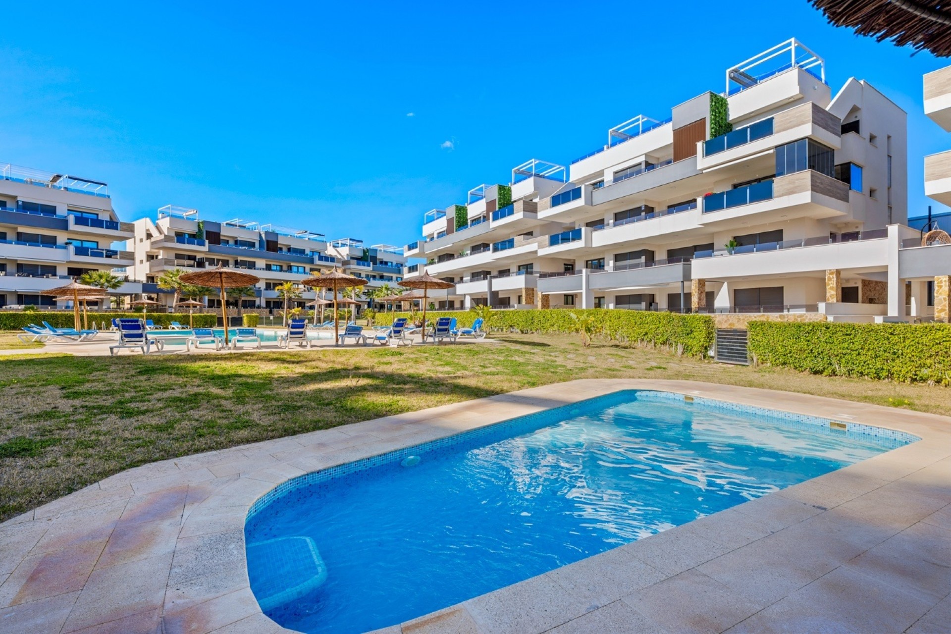 Reventa - Apartamento -
Orihuela Costa - Playa Flamenca
