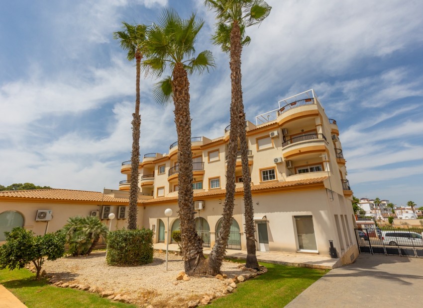 Reventa - Apartamento -
Orihuela - Villamartin
