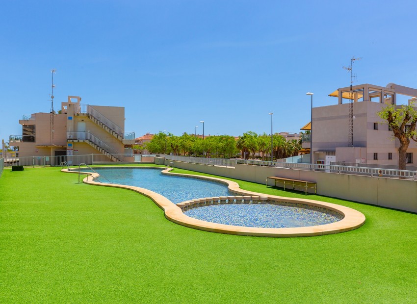 Reventa - Apartamento -
Pilar de la Horadada - Torre de la Horadada