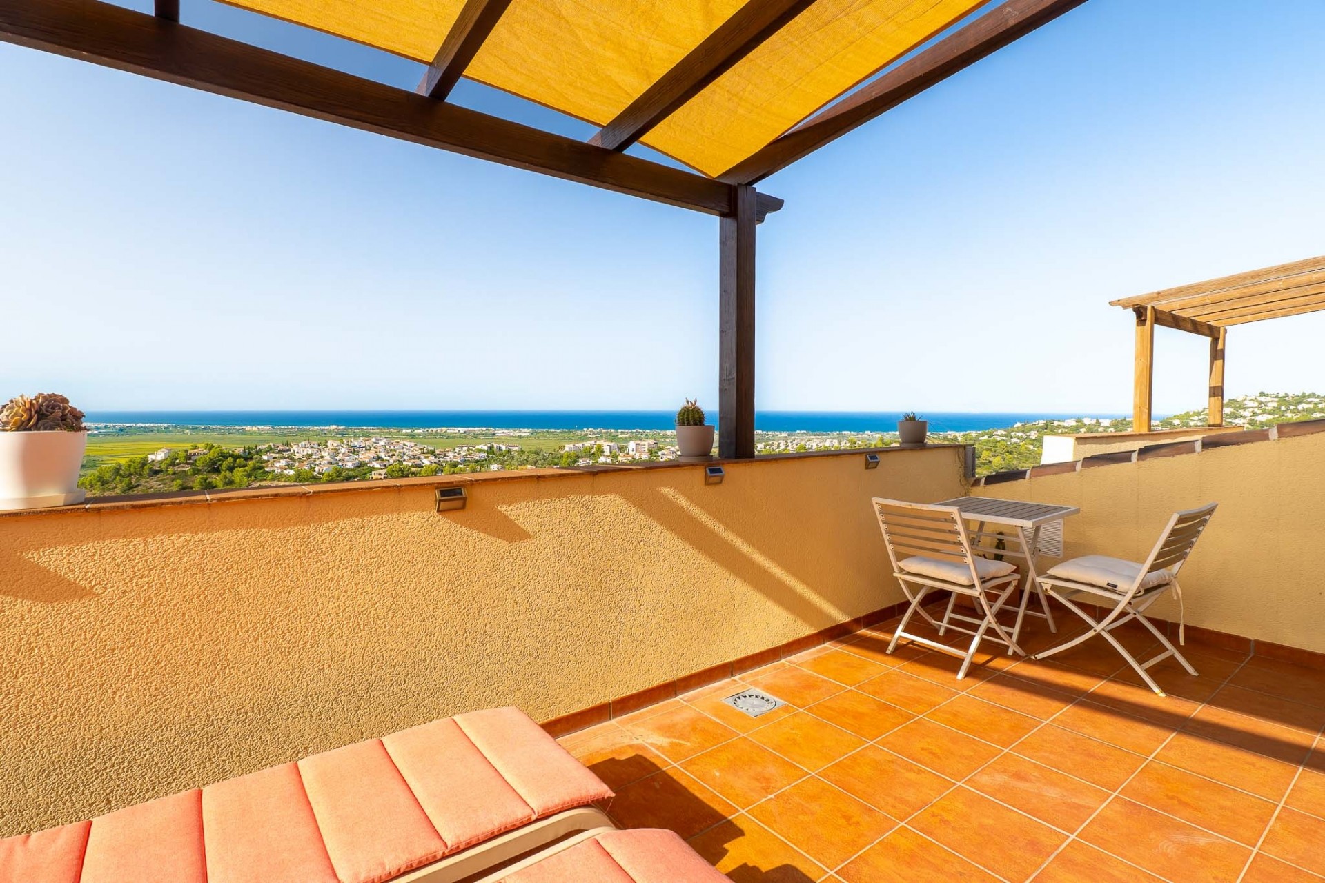 Reventa - Apartamento -
Ráfol de Almunia - Urbanización l'Almunia
