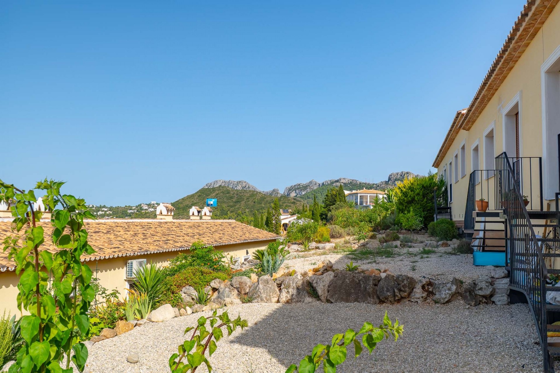 Reventa - Apartamento -
Ráfol de Almunia - Urbanización l'Almunia