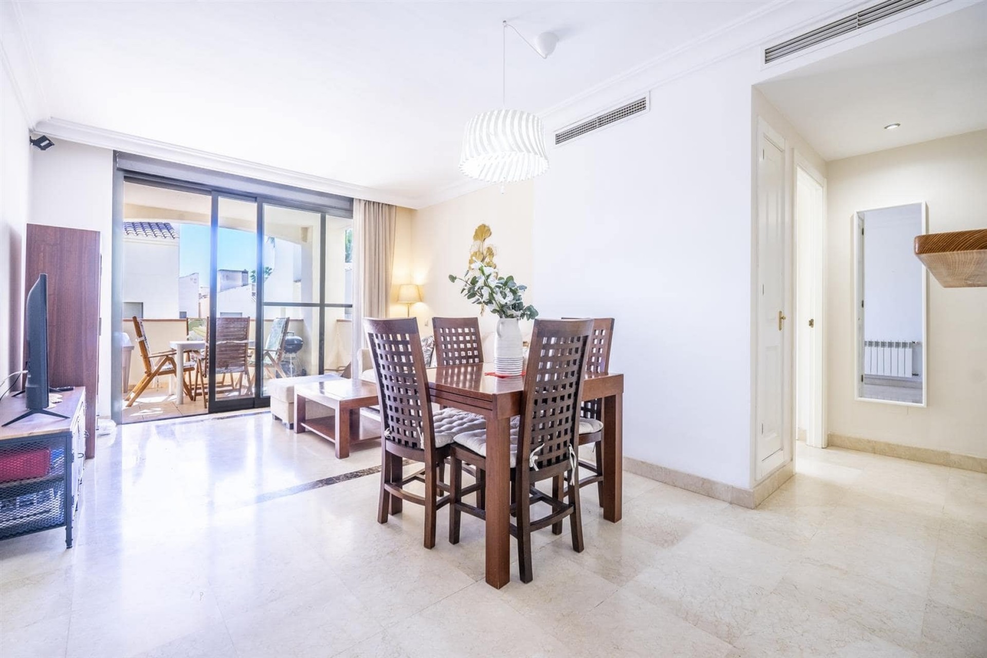 Reventa - Apartamento -
Roda Golf Resort