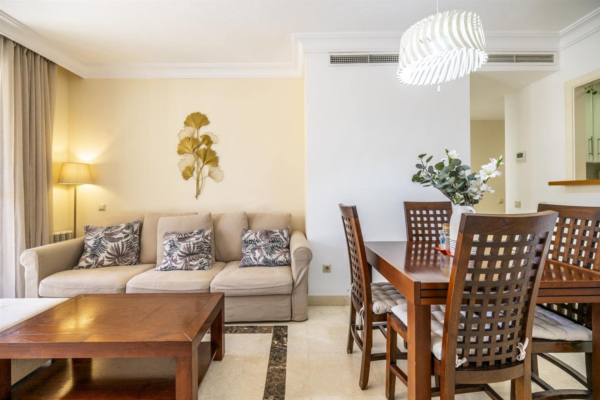 Reventa - Apartamento -
Roda Golf Resort