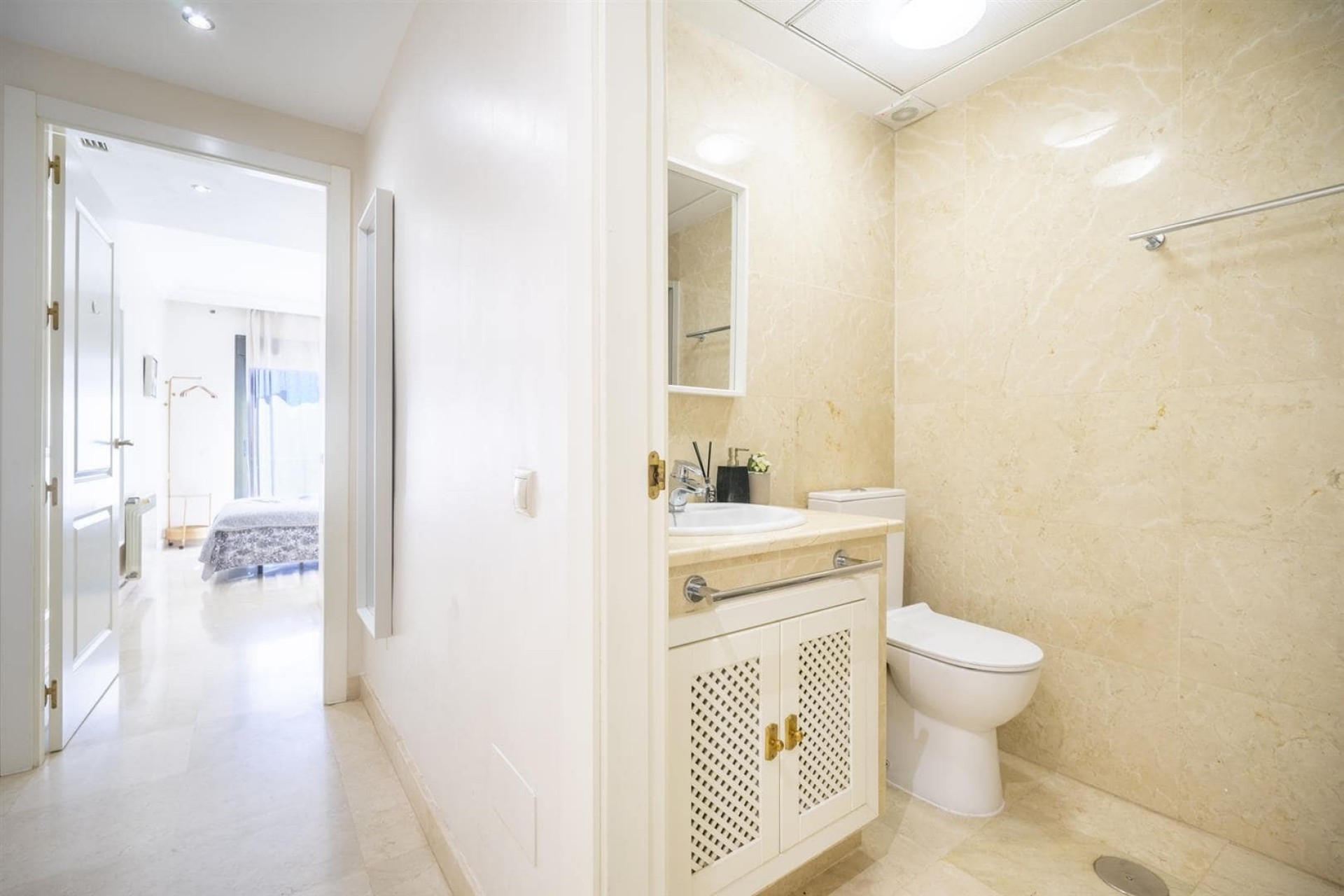 Reventa - Apartamento -
Roda Golf Resort