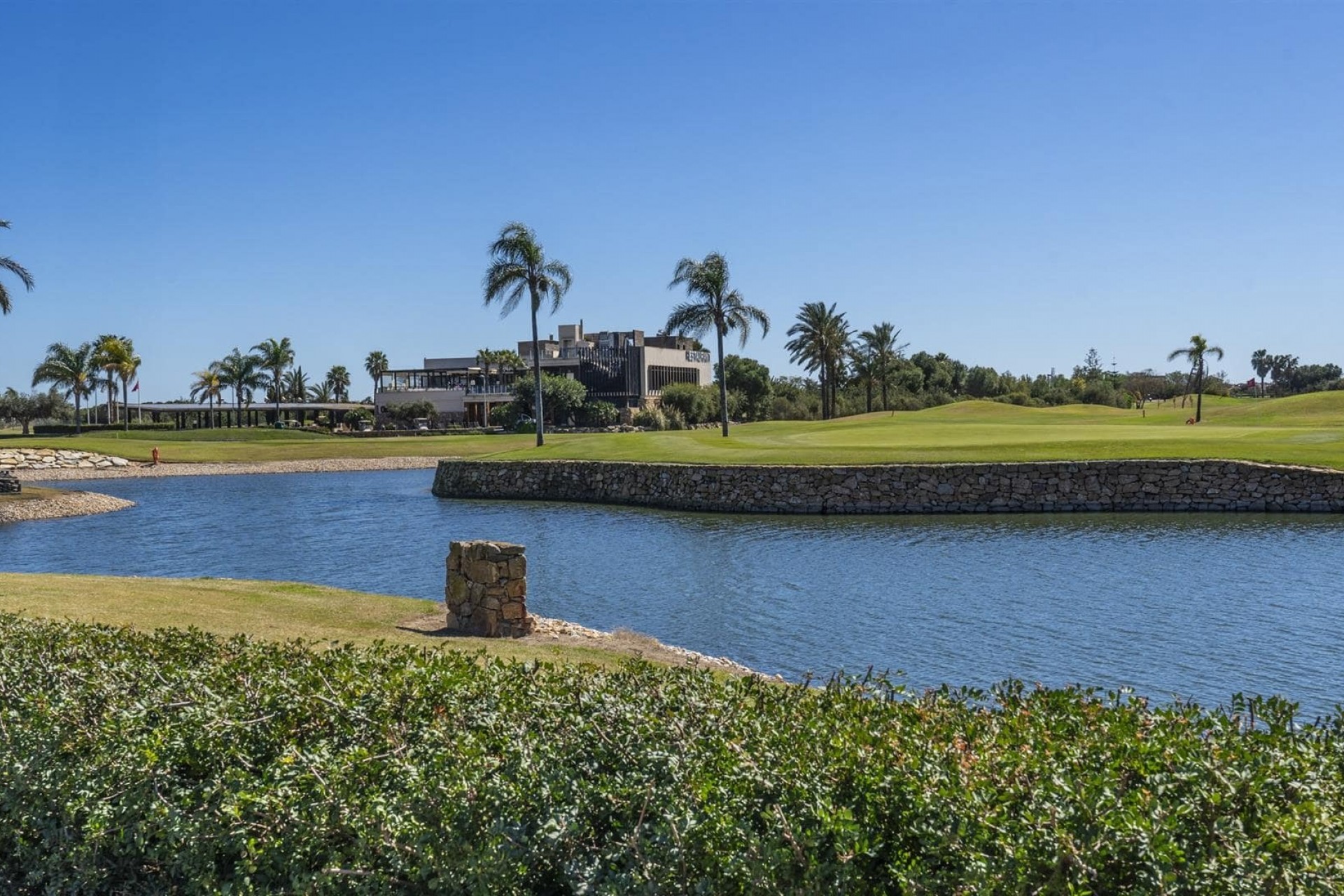 Reventa - Apartamento -
Roda Golf Resort