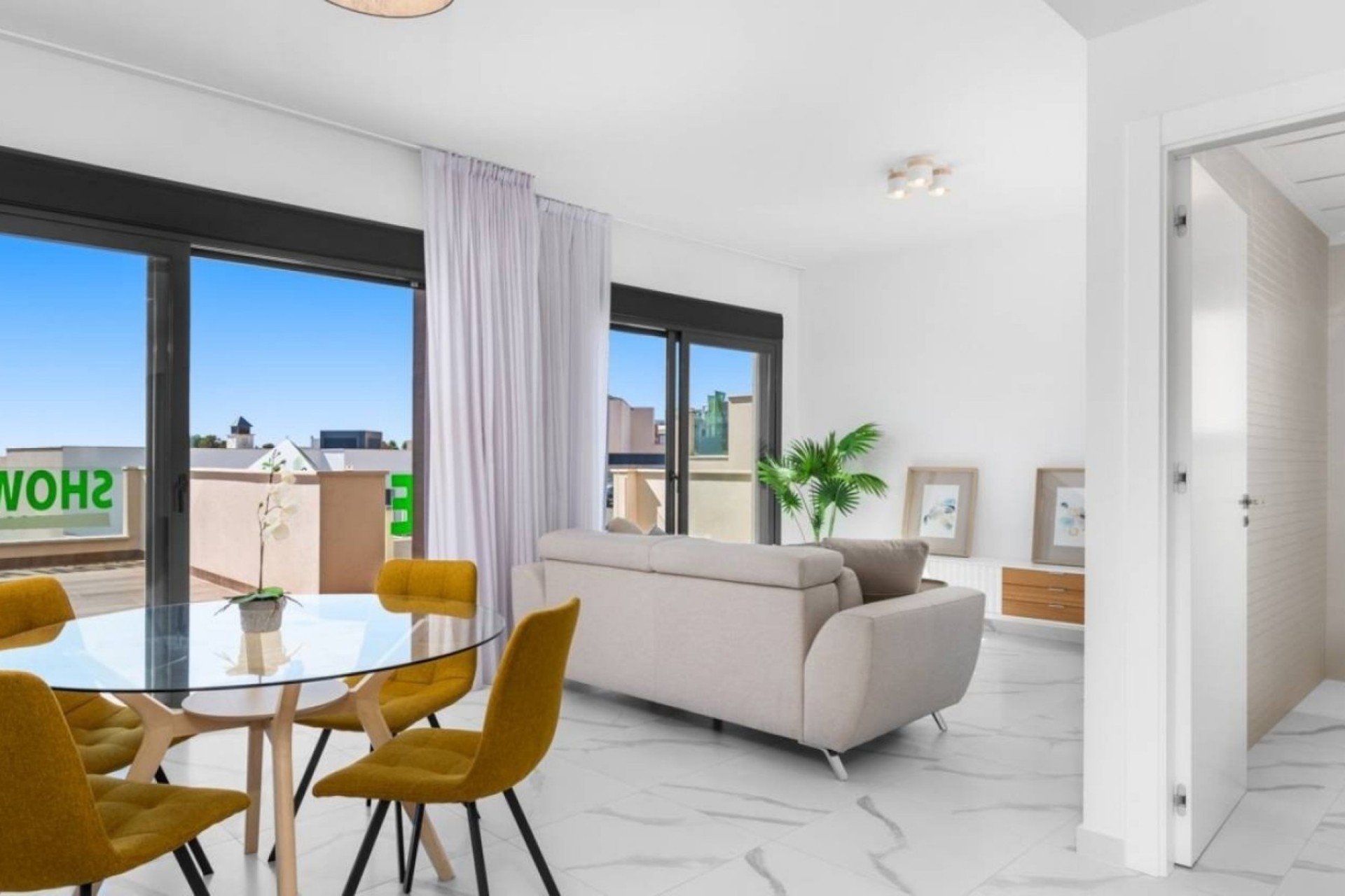 Reventa - Apartamento -
San Miguel de Salinas