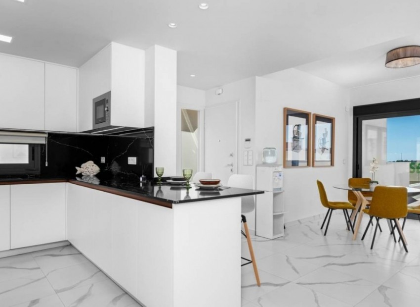 Reventa - Apartamento -
San Miguel de Salinas