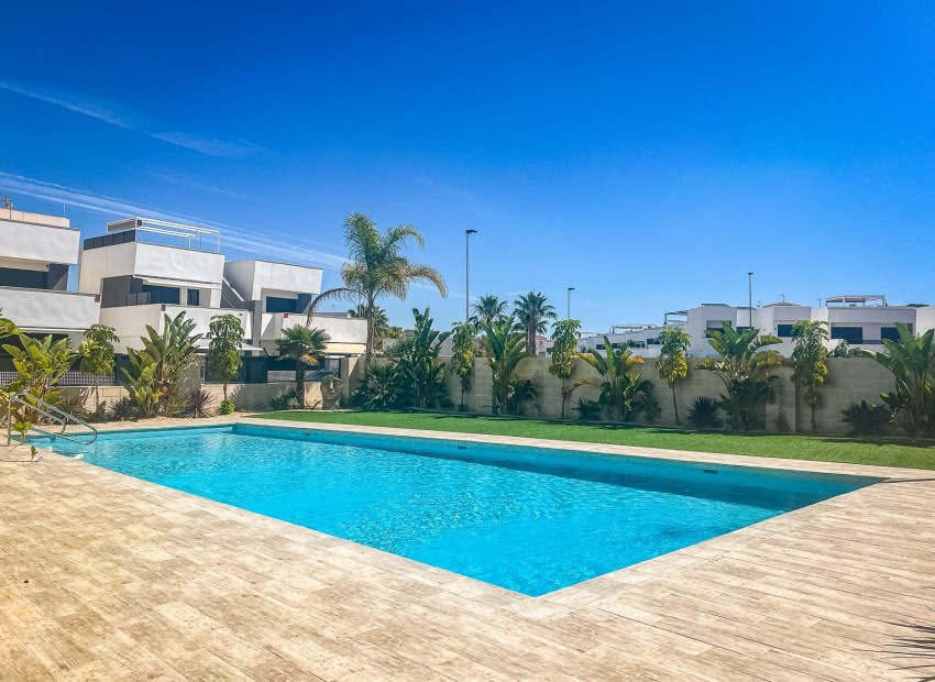 Reventa - Apartamento -
SANTIAGO DE LA RIBERA - zona san blas