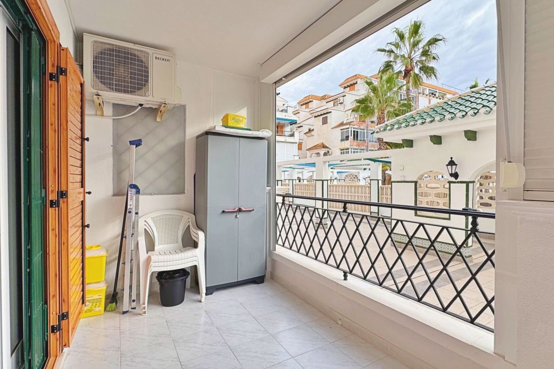 Reventa - Apartamento -
Torrevieja - La Mata