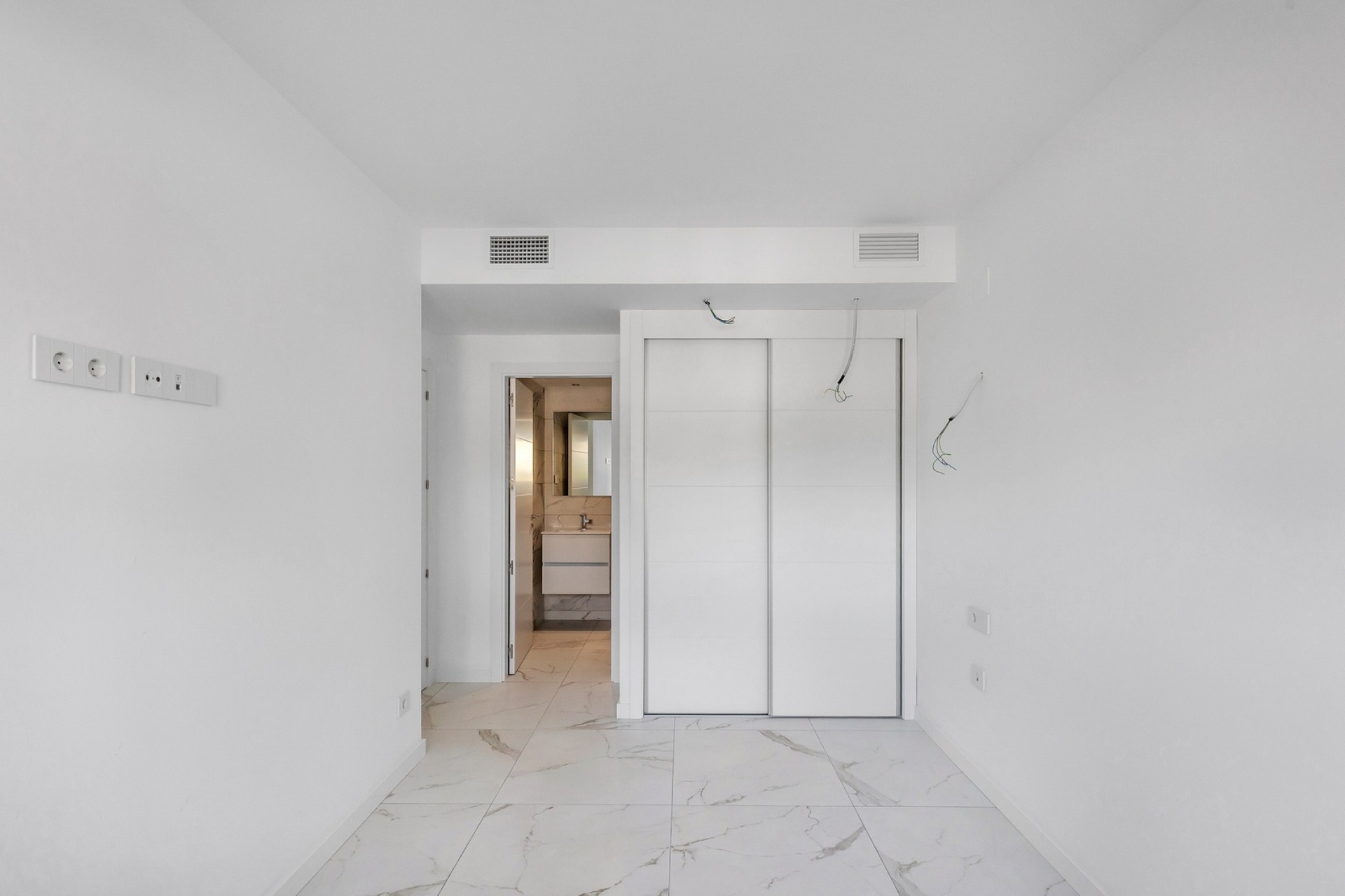Reventa - Apartamento -
Torrevieja - Punta Prima