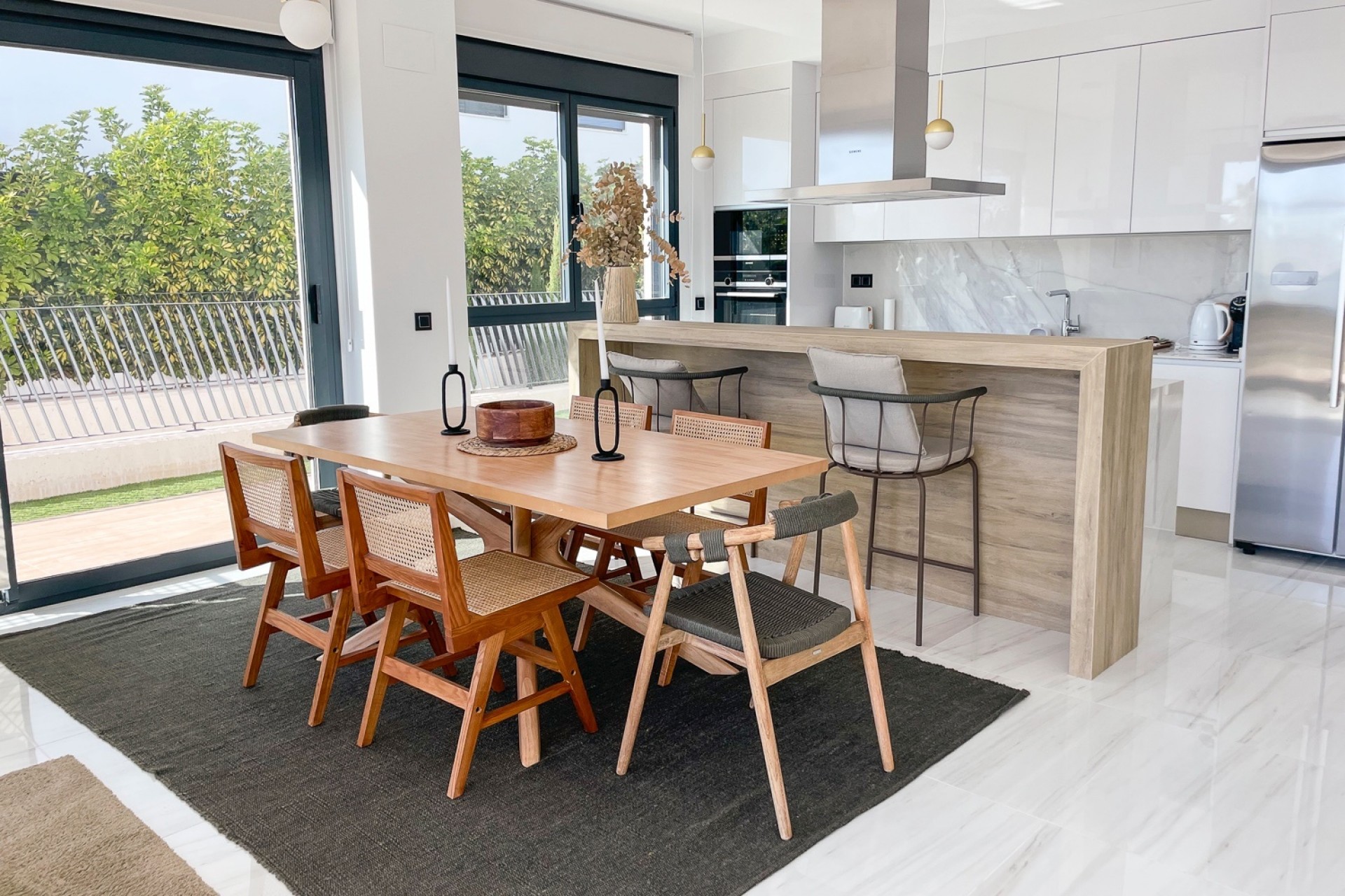Reventa - Apartamento -
Villajoyosa - Playas Del Torres