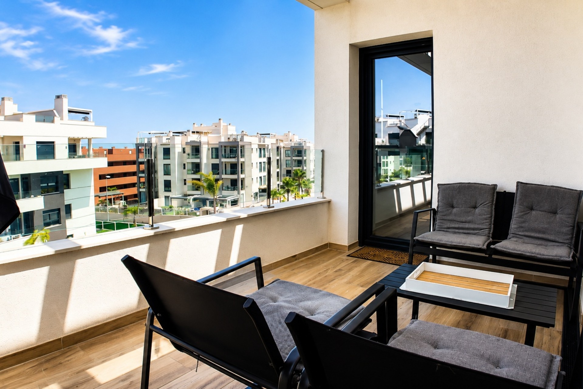 Reventa - Ático -
ORIHUELA COSTA - VILLAMARTÍN
