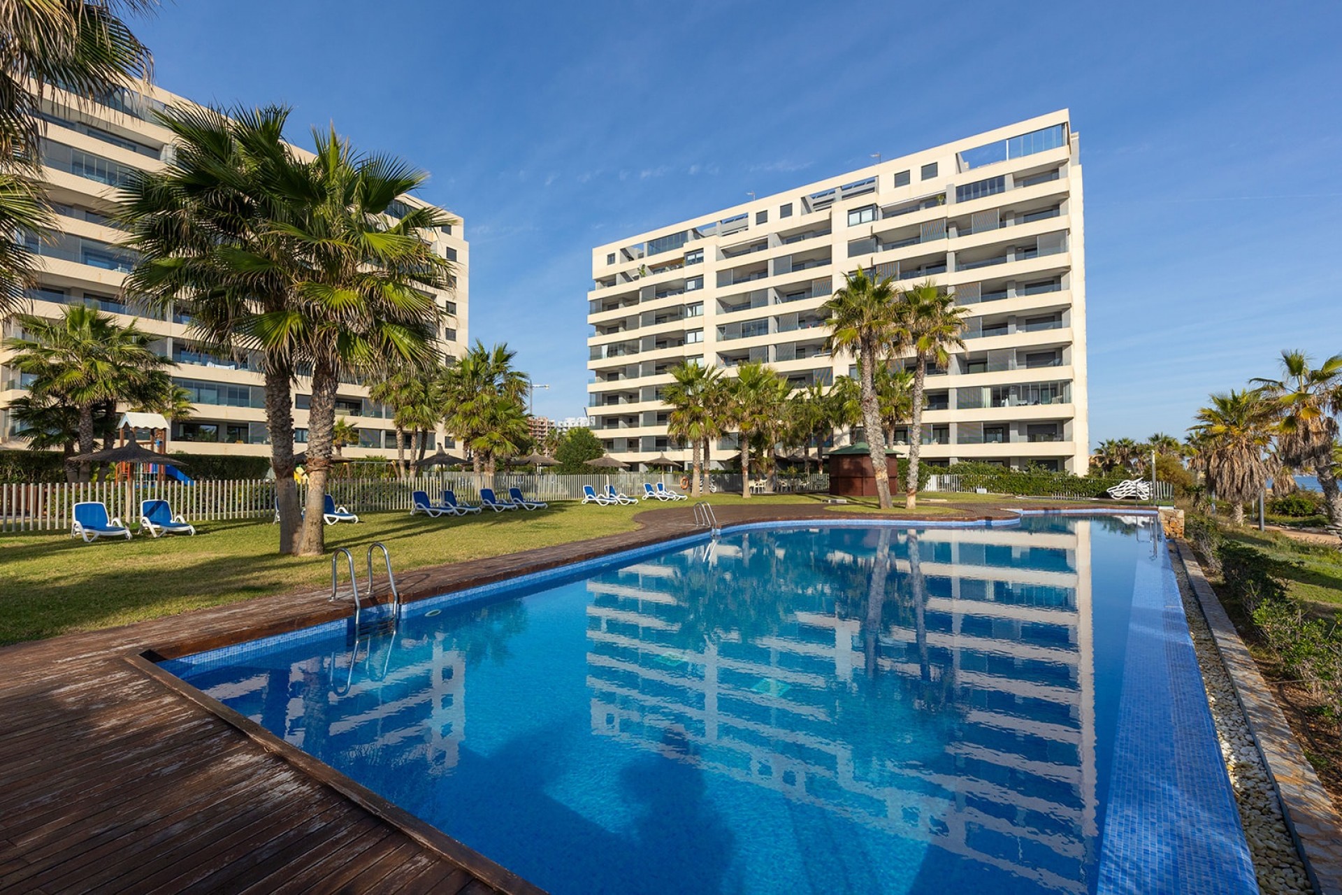 Reventa - Ático -
Torrevieja - Punta Prima