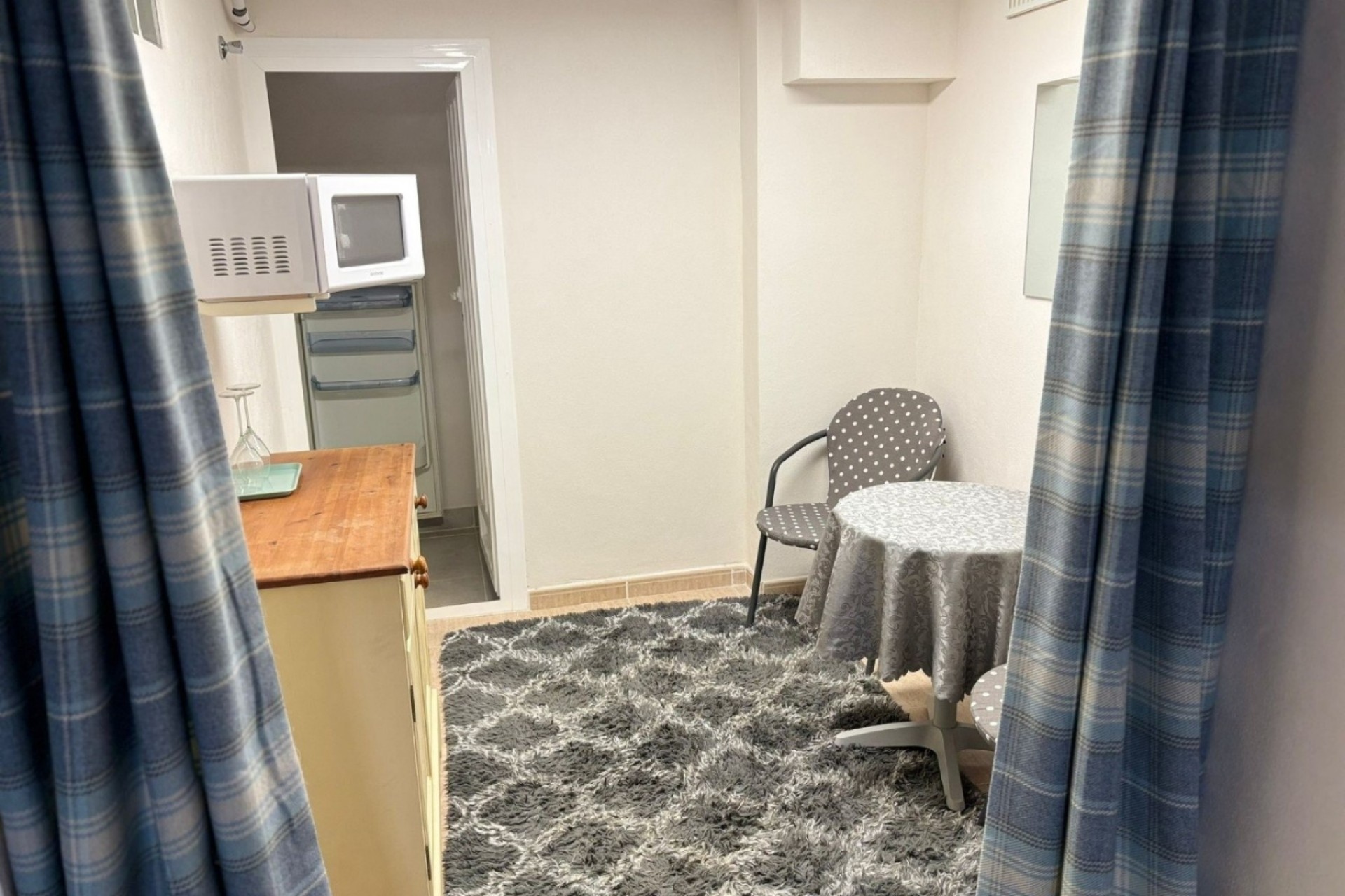 Reventa -  -
Avileses