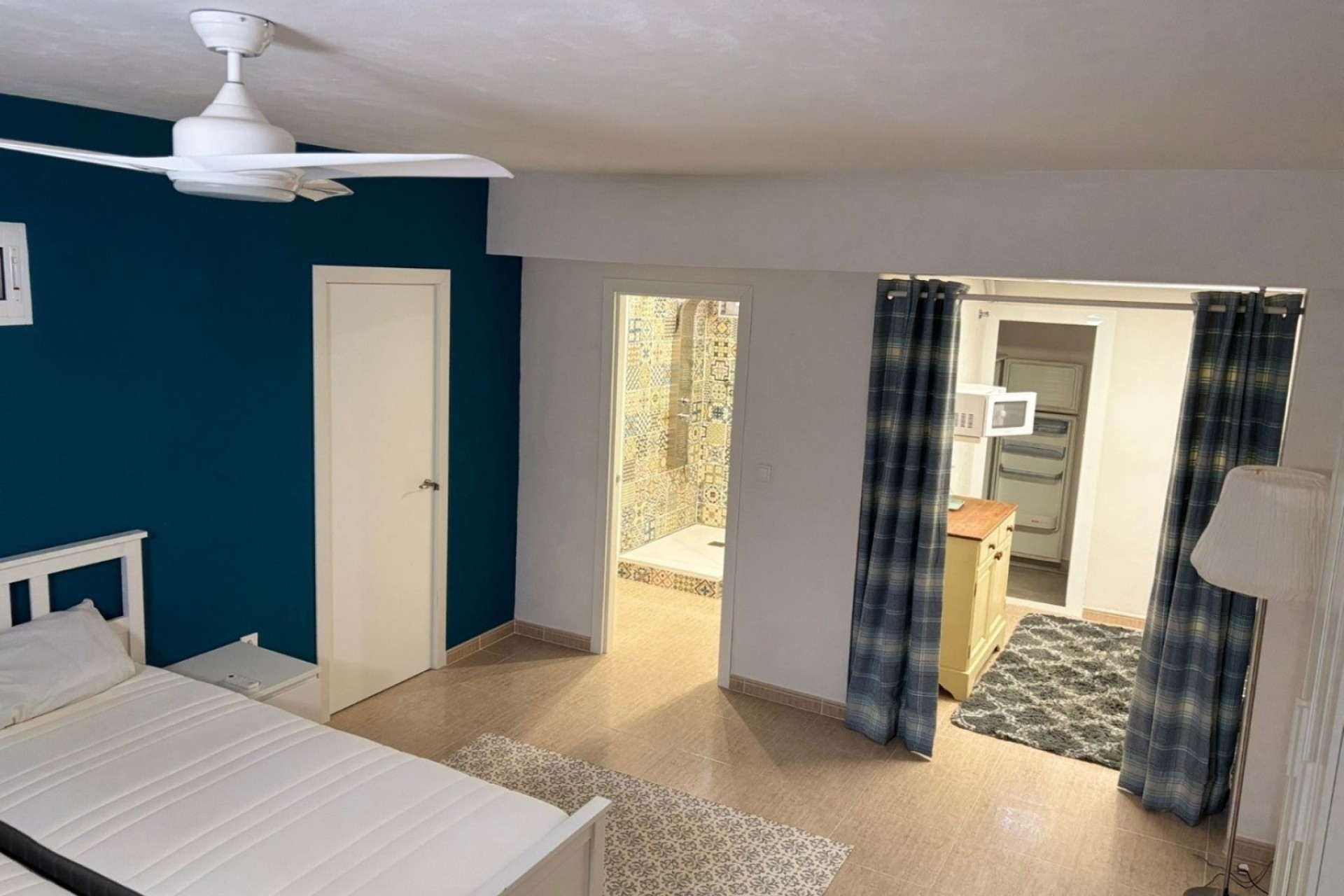 Reventa -  -
Avileses